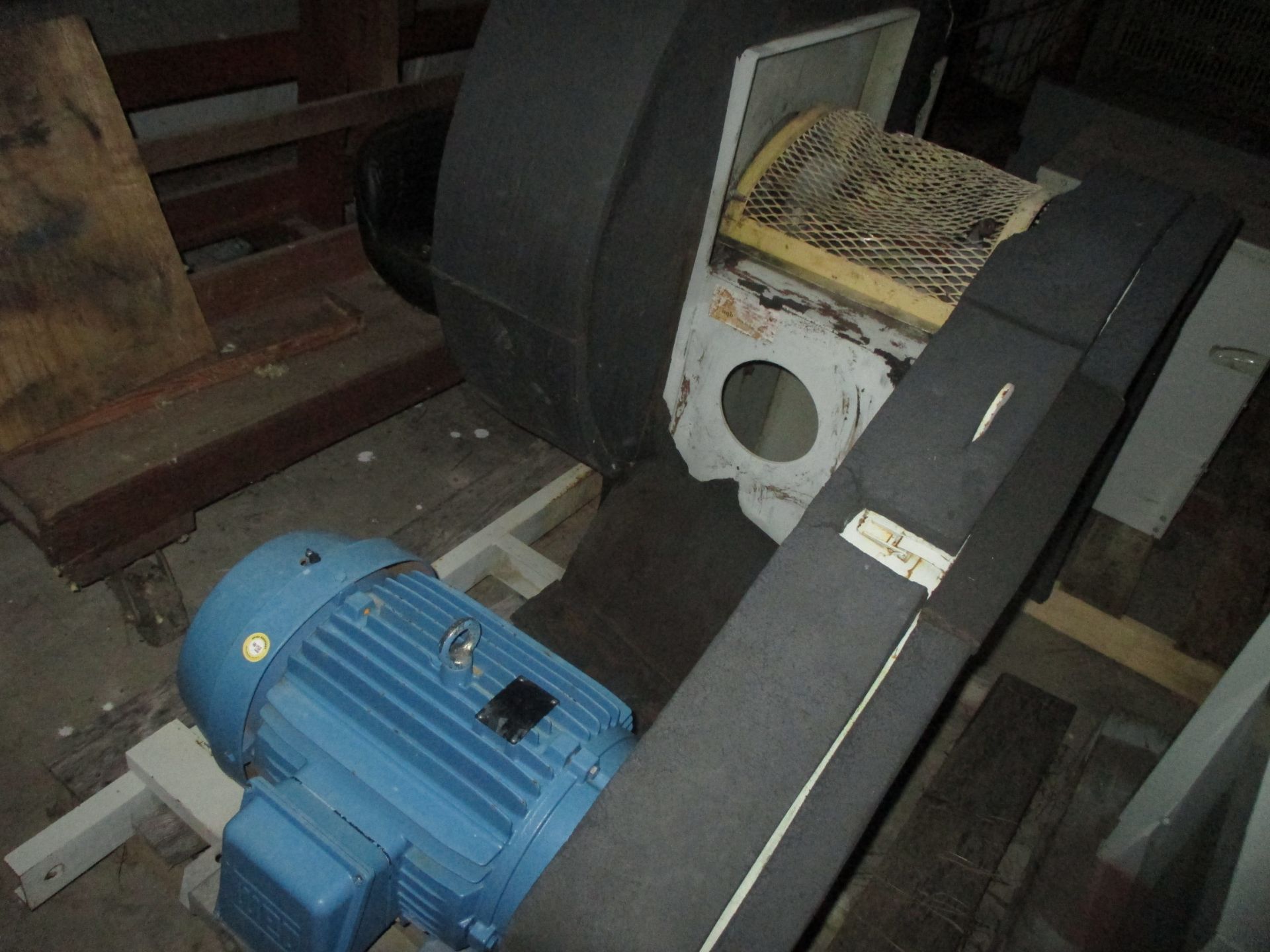 BLOWER W/ WEG ELECTRIC MOTOR; M# 02036EP3E256; 20HP; 208-230V; 256 T FRAME(LOCATED AT 7939 BOWLING - Image 2 of 2