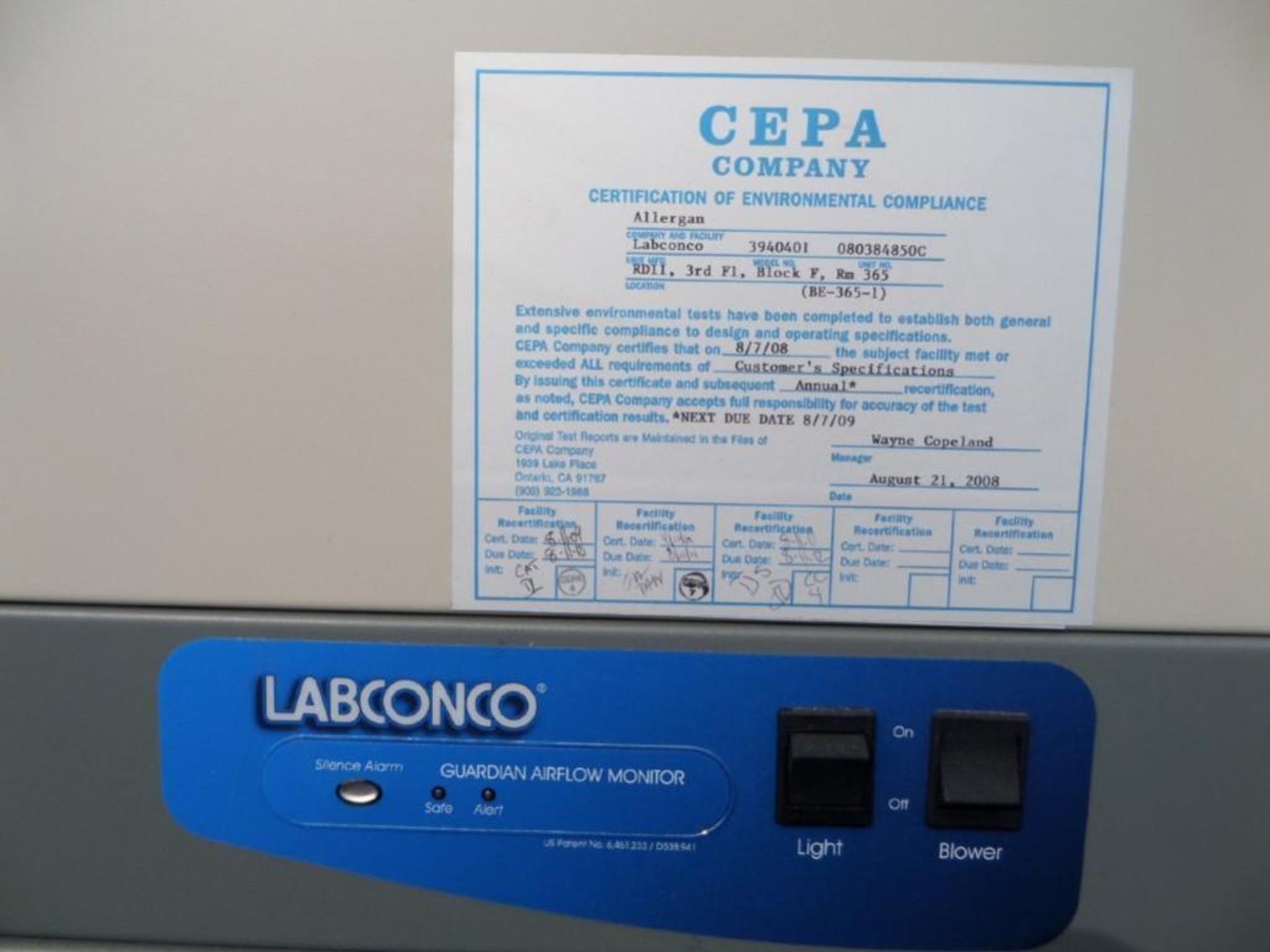 Labconco Filtered Balanced Safety Cabinet - Image 9 of 22