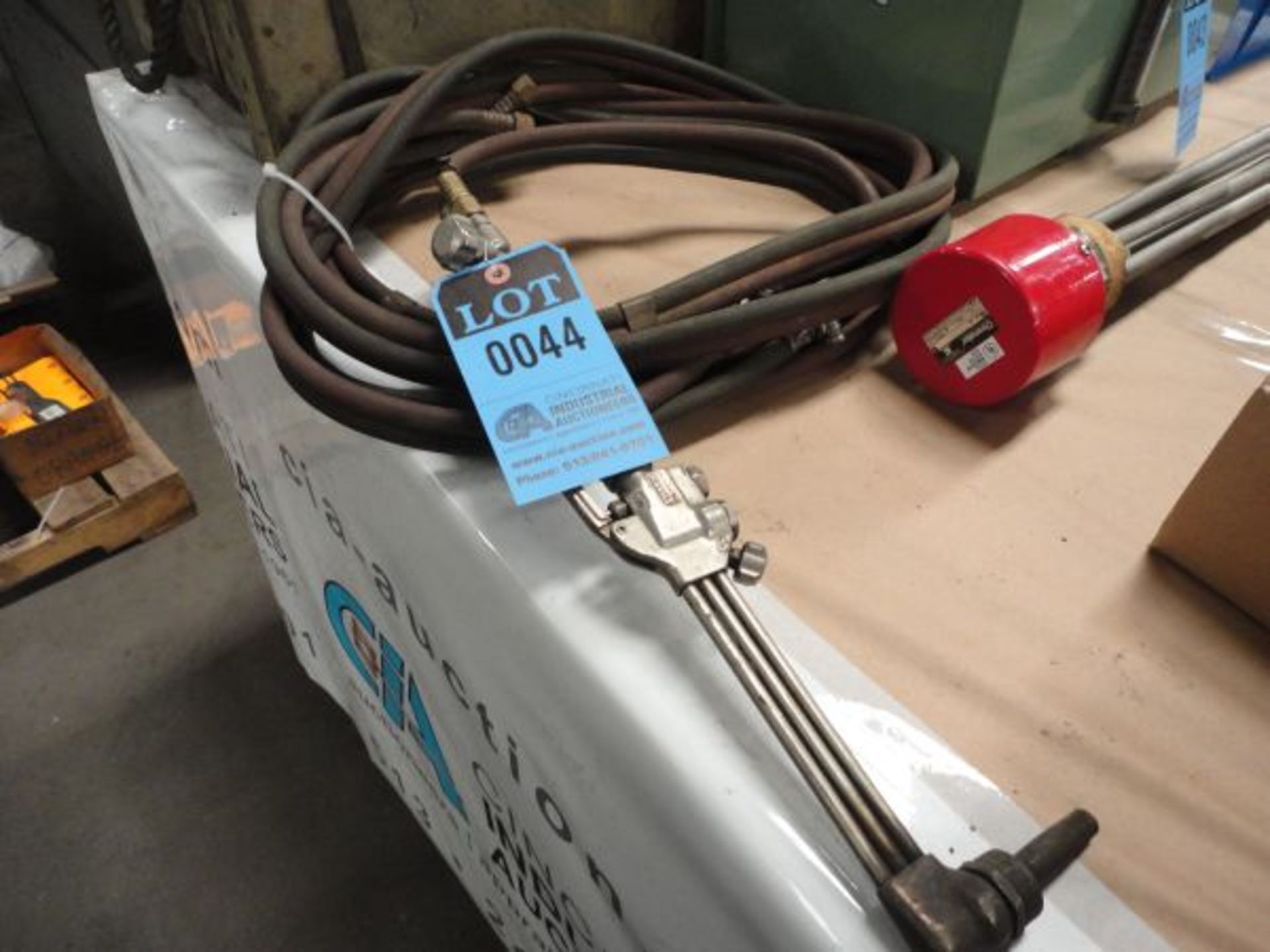 OXY-ACETYLENE TORCH AND HOSE