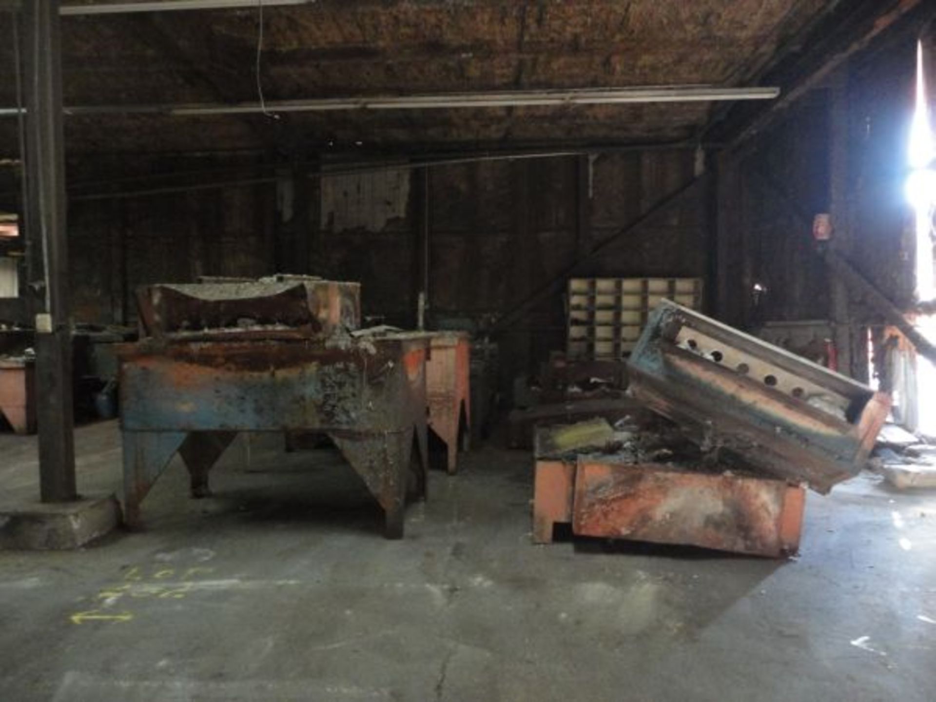 (LOT) SCRAP ELECTRIC AND GAS FIRED HOLDING FURNACES - Image 2 of 4