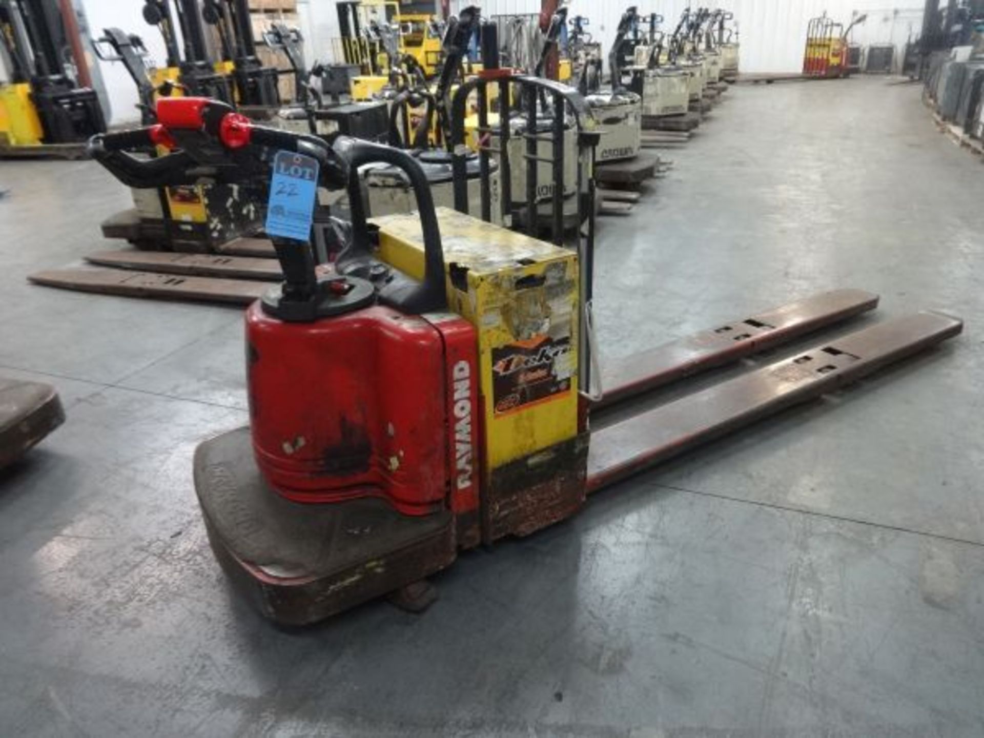 8,000 LB RAYMOND MODEL 112TM-FRE80L DUAL PALLET END RIDER ELECTRIC PALLET TRUCK; S/N N/A, UNIT #