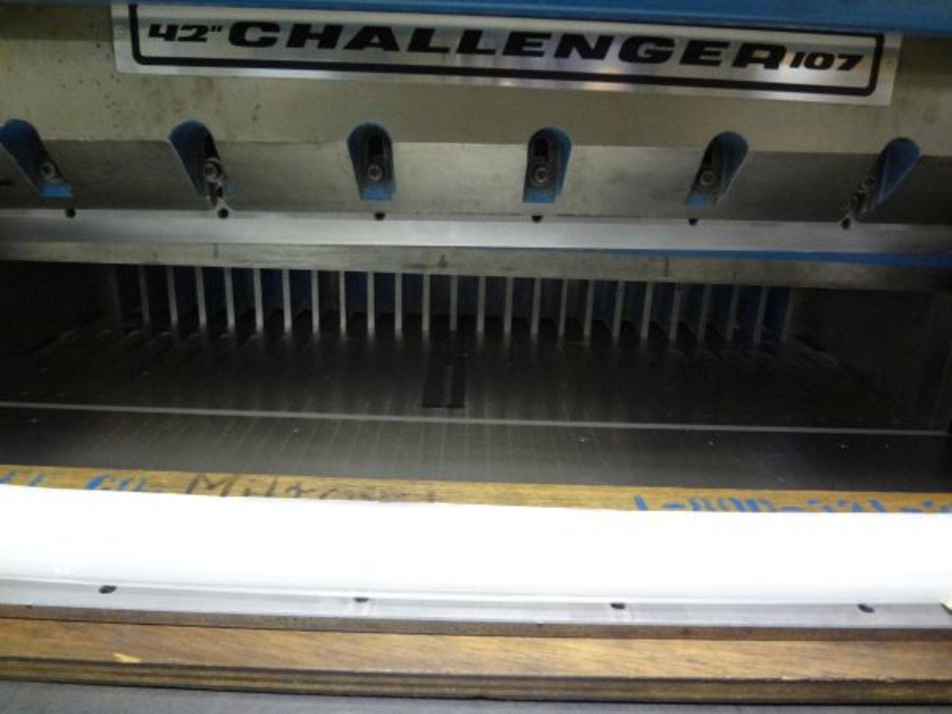 42" CHALLENGE MODEL TCM CHALLENGER 107 HYDRUALIC PAPER CUTTER; S/N 30301, TOUCH COMMAND MEMORY - Image 4 of 5