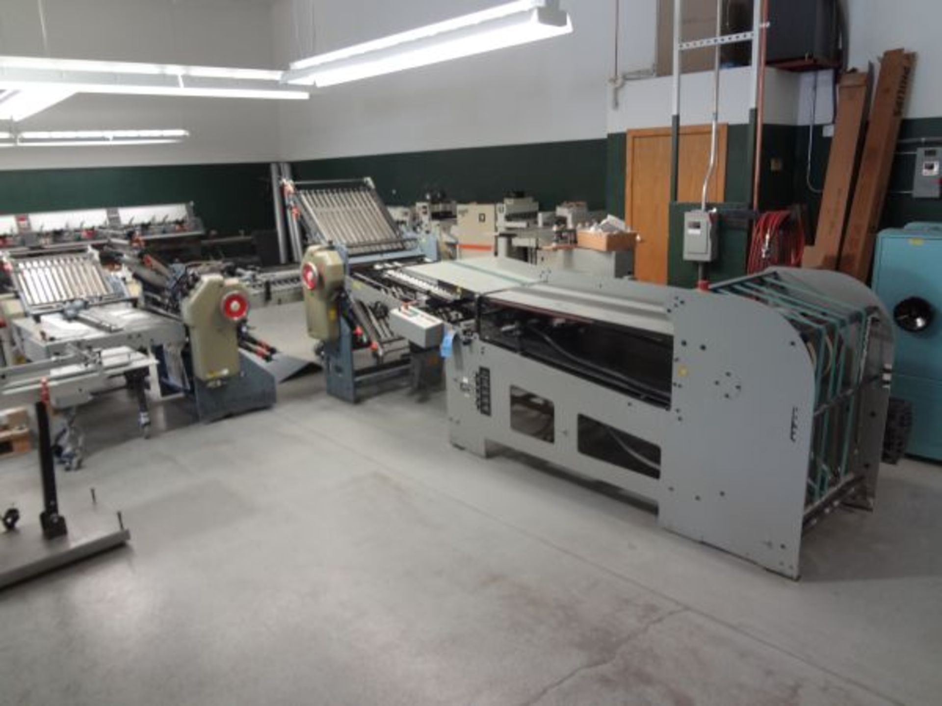 STAHL MODEL 1424C-C-3 CONTINUOUS FEED FOLDER; S/N 150MD0010, WITH STAHL S1424A-4-PAR-3 ATTACHMENT,