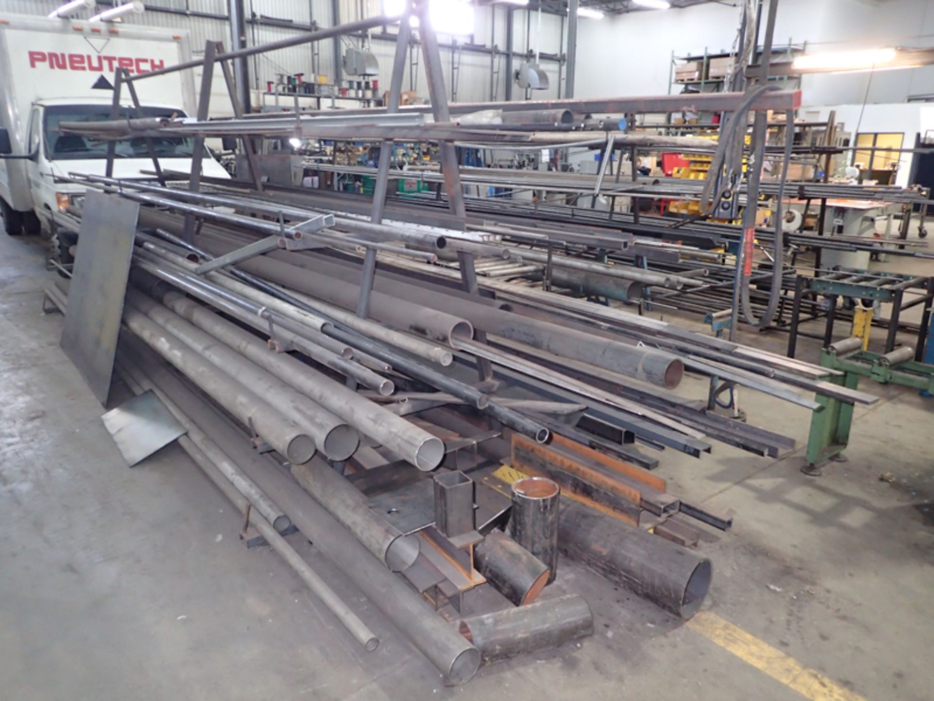 5 RACK OF ASSORTED RODS, BARS, PLATES, ANGLES, PIPES (STEEL, STAINLESS STEEL & ALUMINUM)