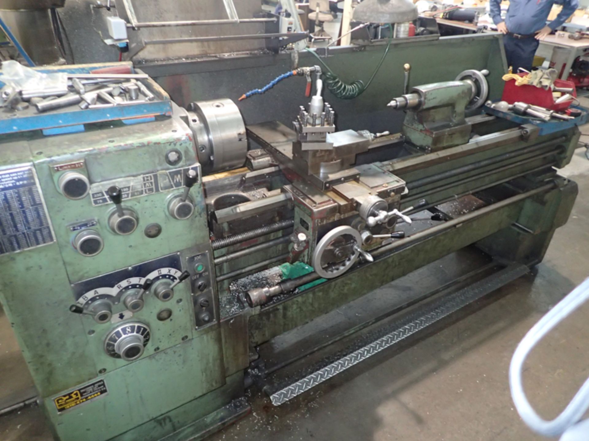 CHINGUNG 18 X 70" ENGINE LATHE, 9" 3-JAW CHUCK, 4-WAY TOOLPOST, CAMLOCK SPINDLE, 9" 4-JAW CHUCK,