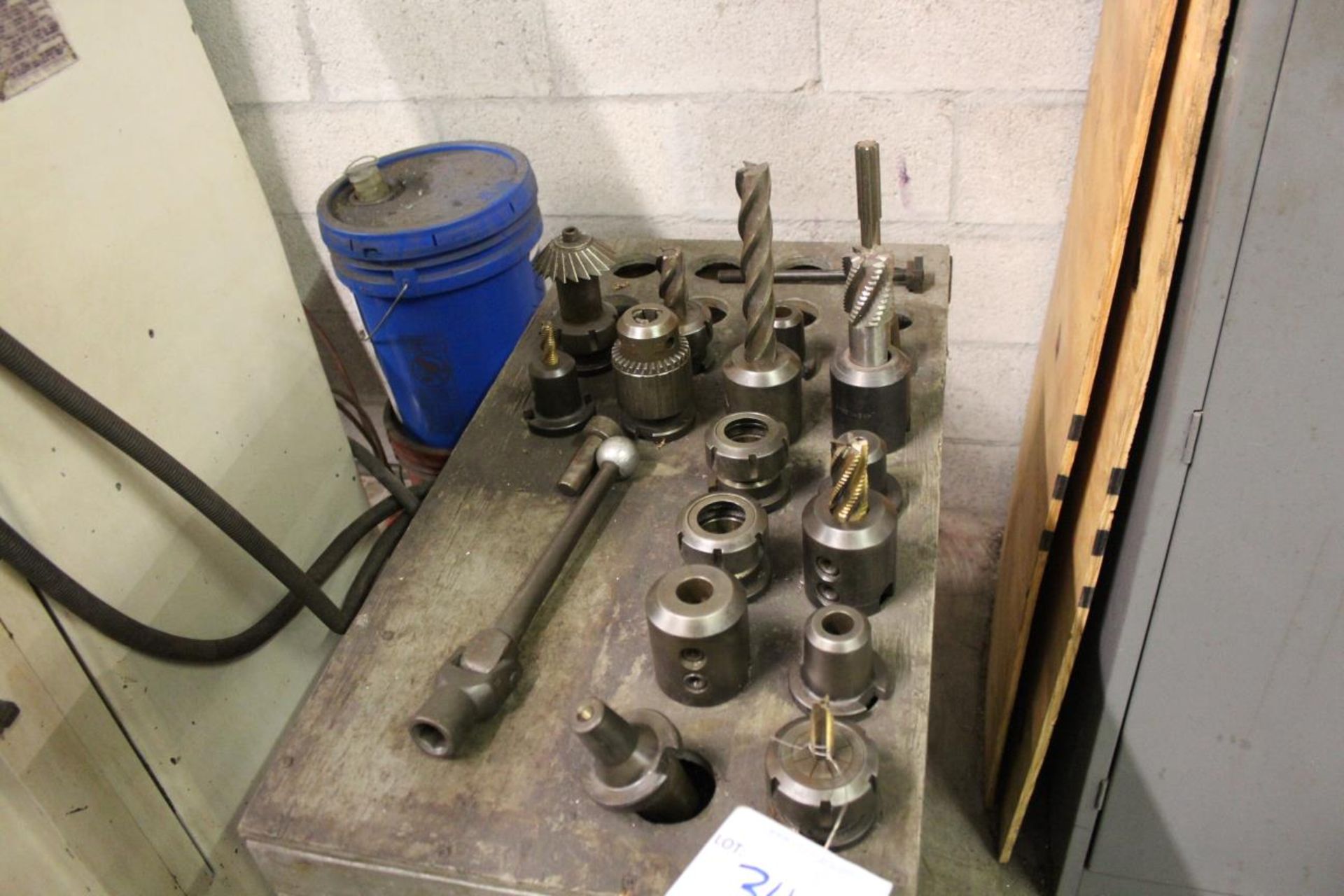 Ericson QC40 Tool Holders with Bench 30x16x32"H - Image 3 of 4