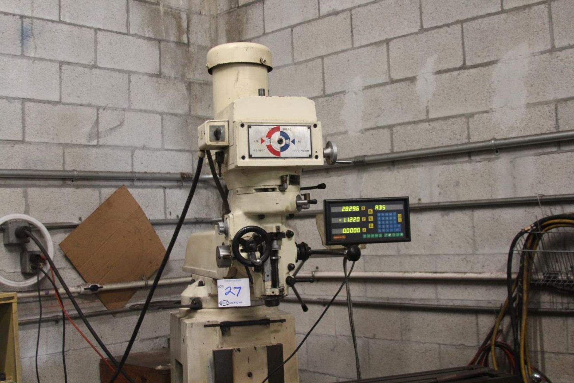 Shop Fox M1006 Vertical Milling Machine X- Axis Power Feed & Digital Readout, 10x54"Table 2.2kw, - Image 3 of 8