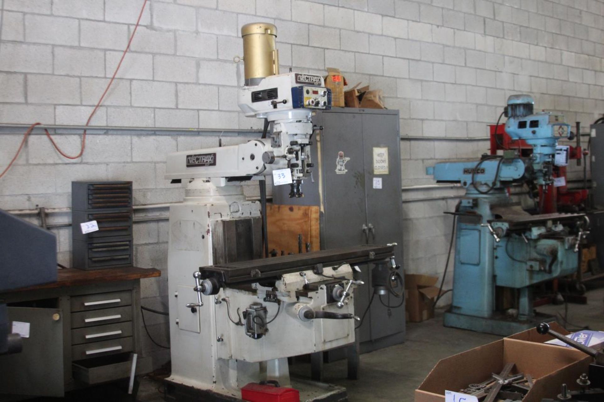 Vectrax GS-20 Vertical Milling Machine 5Hp Electronic Variable Speed Head, 54x10 Table, Servo 150