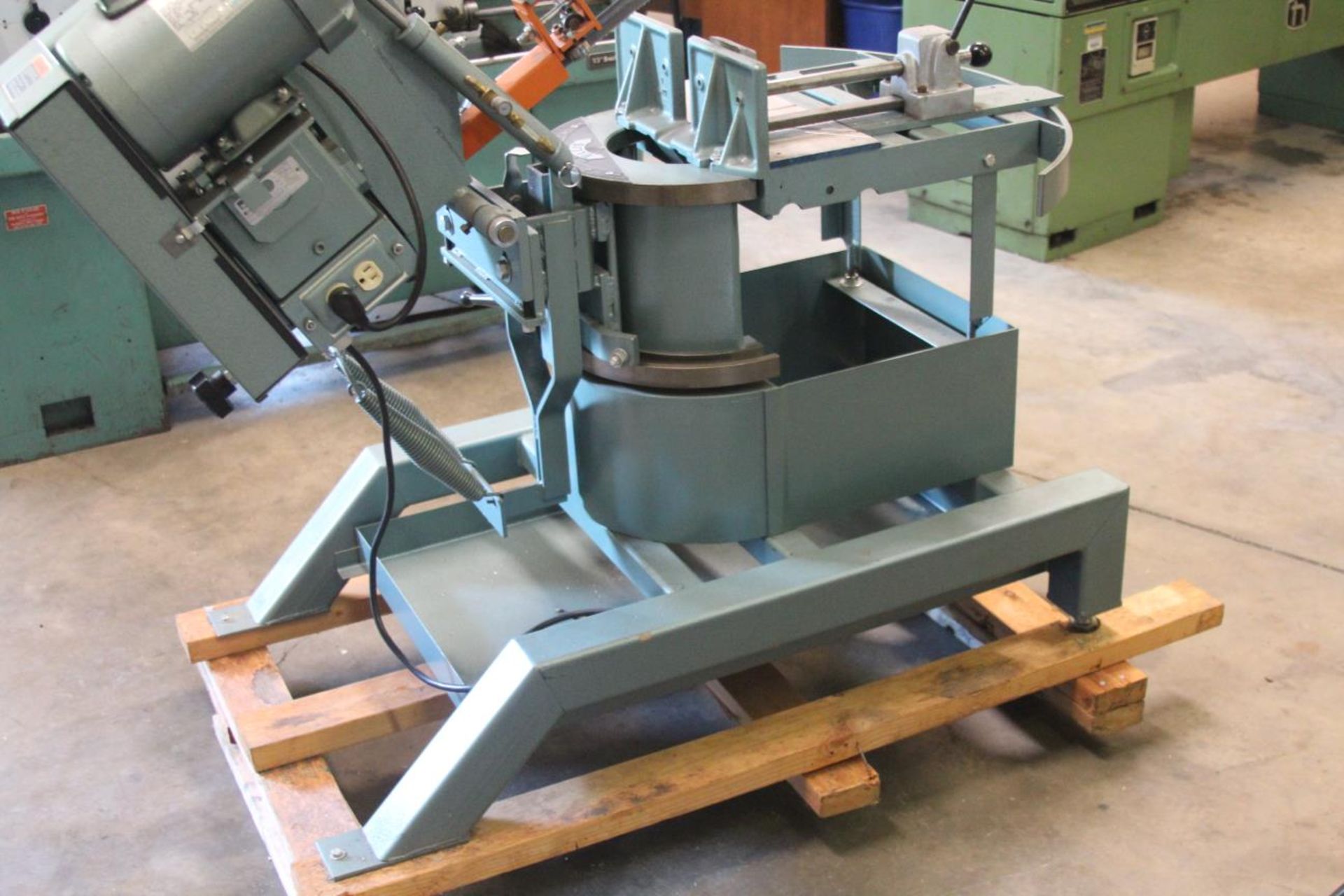 Ellis 1800 Horizontal Band Saw (Video)  115/208-230v 1PH, On Factory Pallet - Image 6 of 6