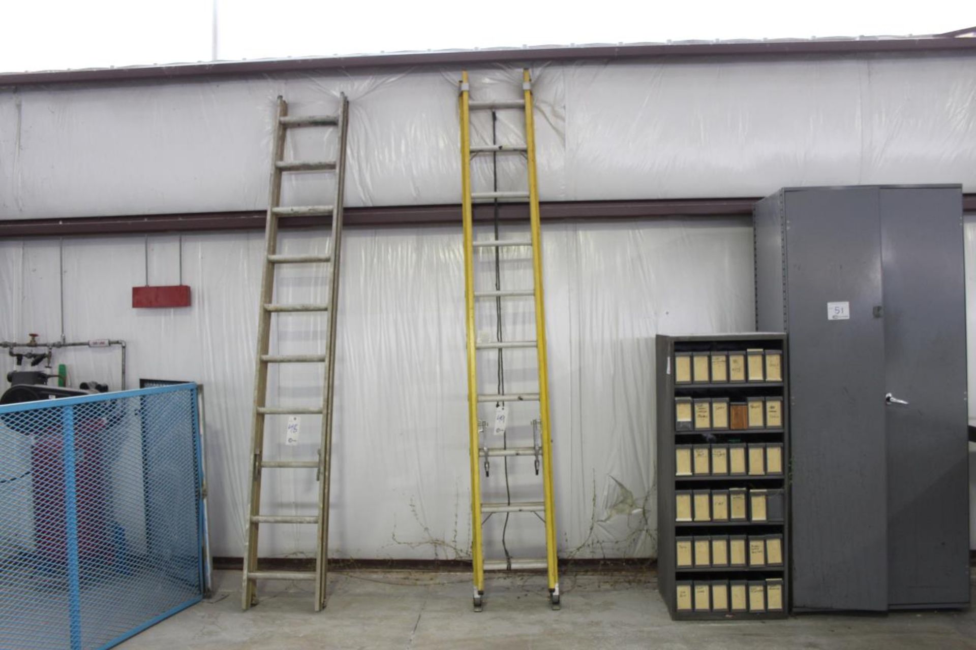 Fiberglass 20' Extension Ladder