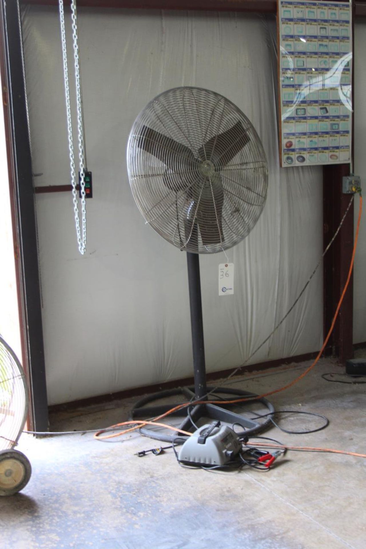 Air Master 32" Pedestal Fan