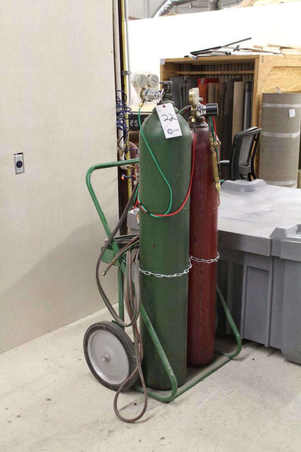 Torch Cart, Torches, Hoses and Gauges  (Tanks are Rented)