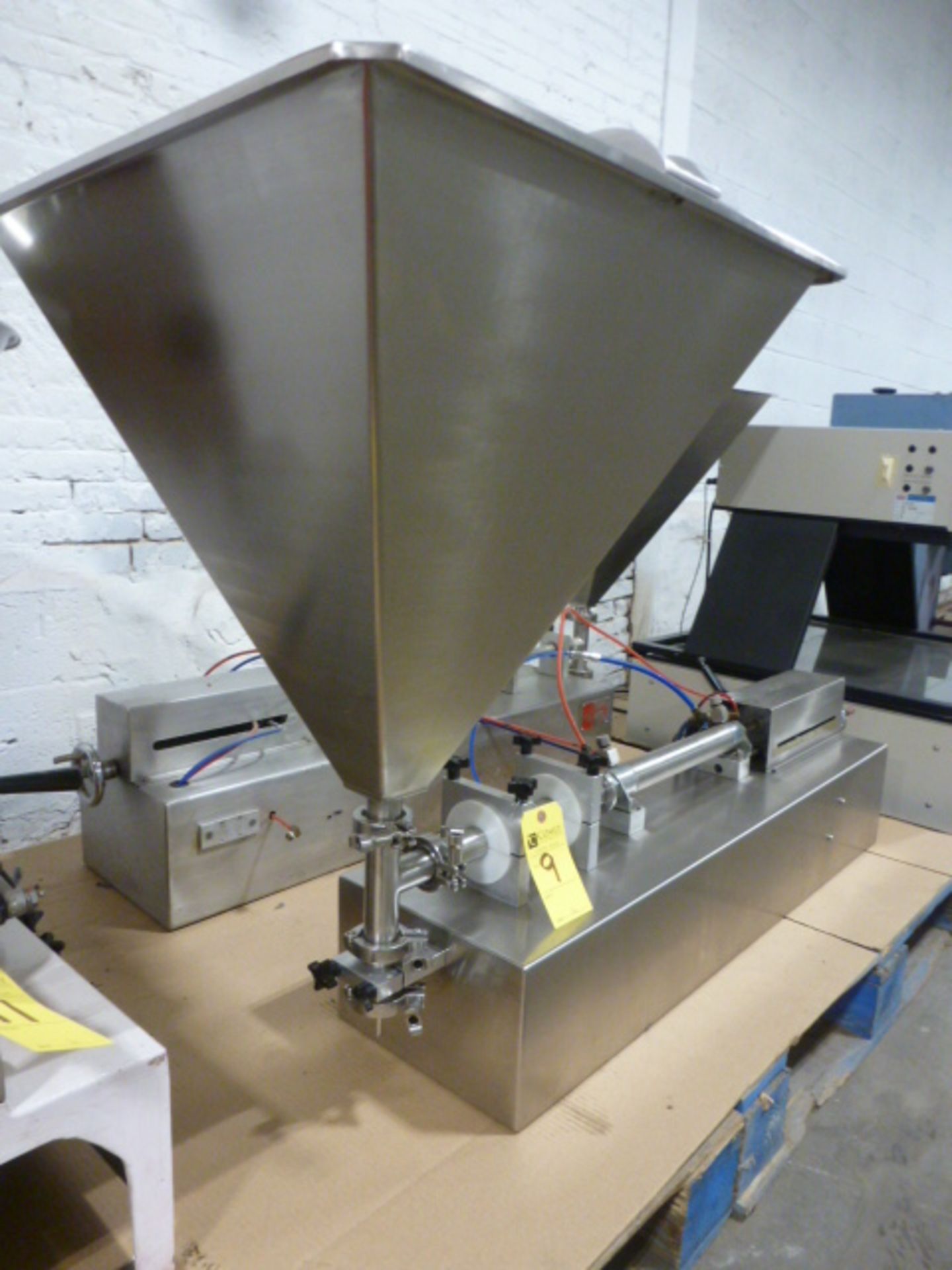 Stainless Steel Table Top Liquid Filling Machine w/Hopper - Image 3 of 3