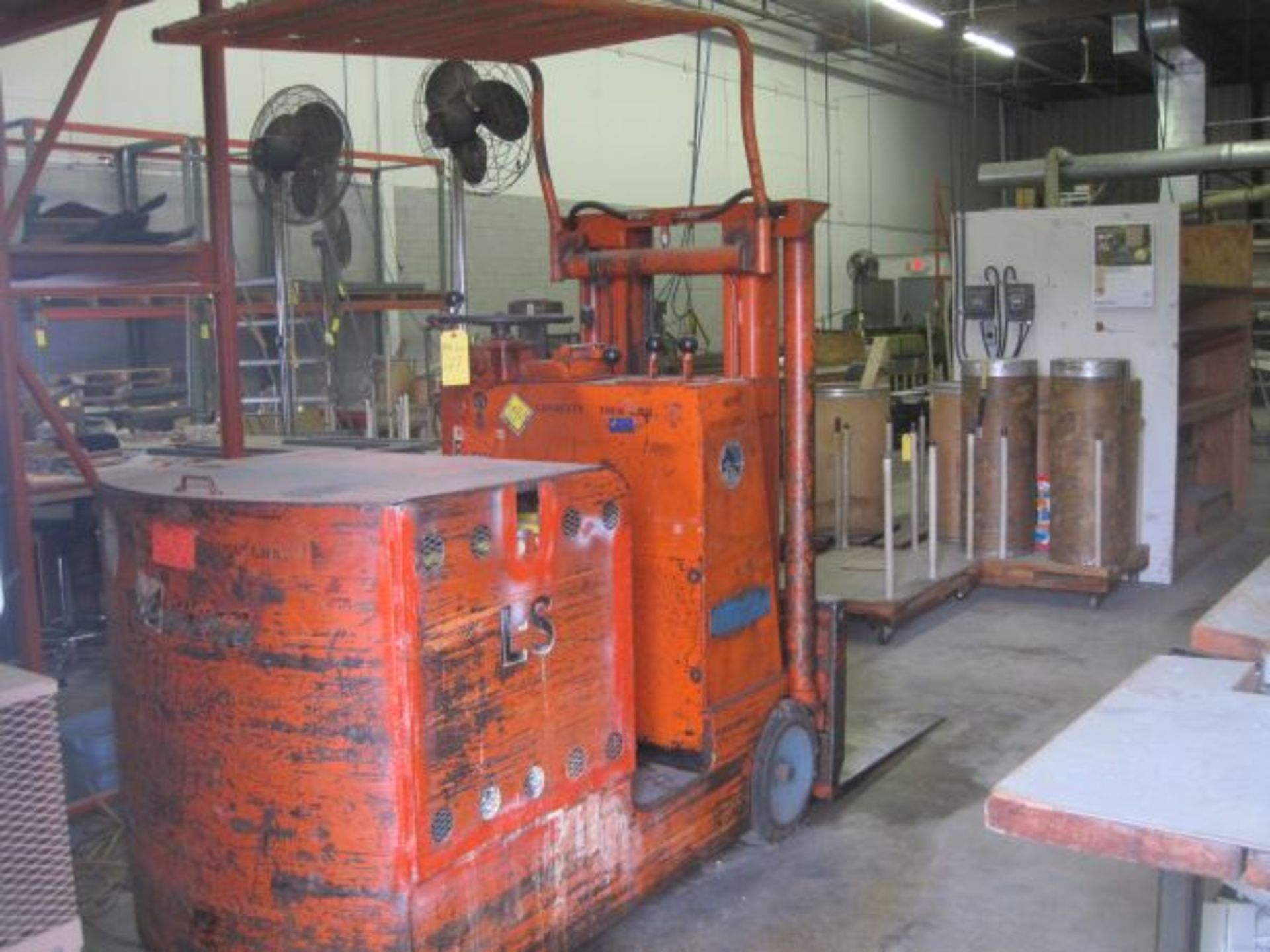 Lewis-Shepard 3000# Cap. Electric Forklift w/Charger, m/n EFFTT-3 - Image 3 of 4