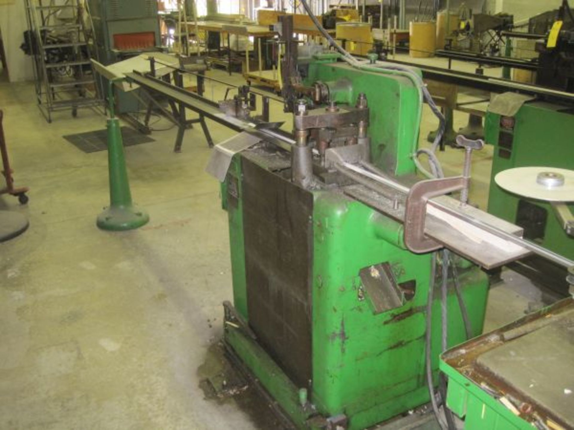 Yoder Cut Off Machine