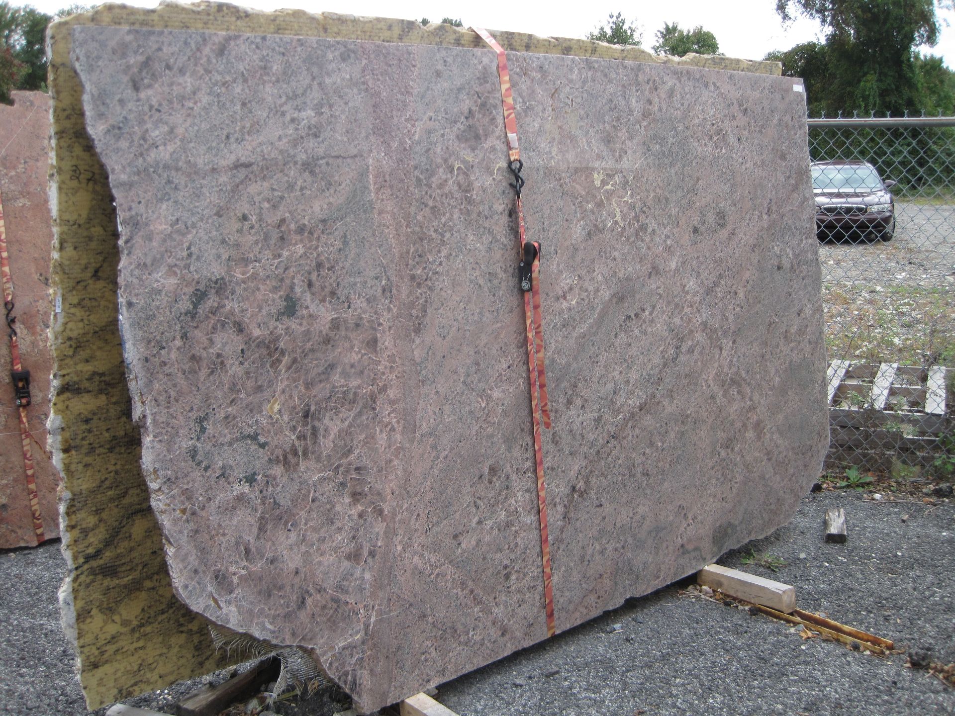 Granite, Antique Persa, 115" x 72"