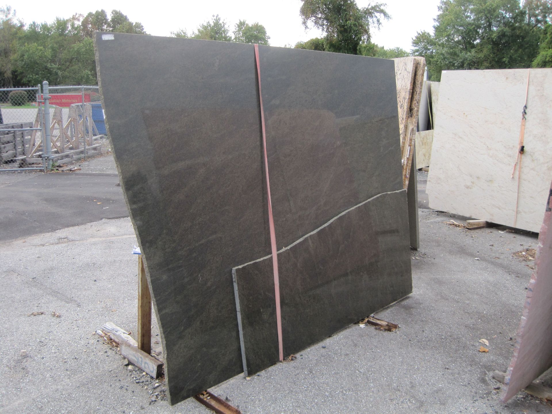 Granite, Tropical Green, 130" x 75"    (Damaged)