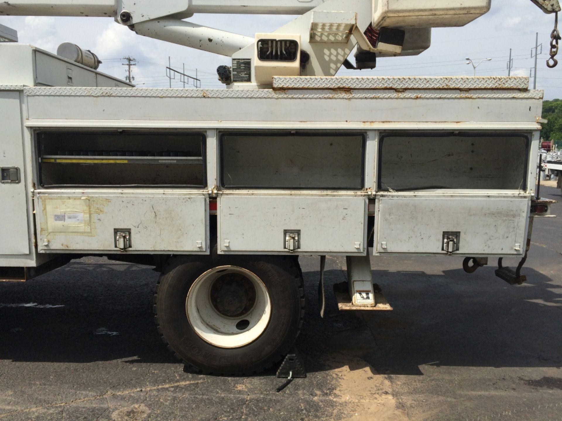 2004 Freightliner M-2 Bucket Truck- Year-2004 Miles- 159,990 Hours- 17,933 VIN-1FVACXCS64HN21124 - Image 41 of 51