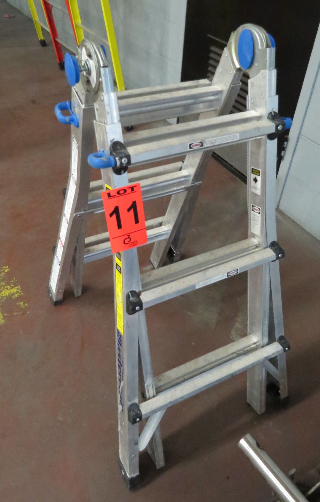 MasterCraft Aluminum step ladder