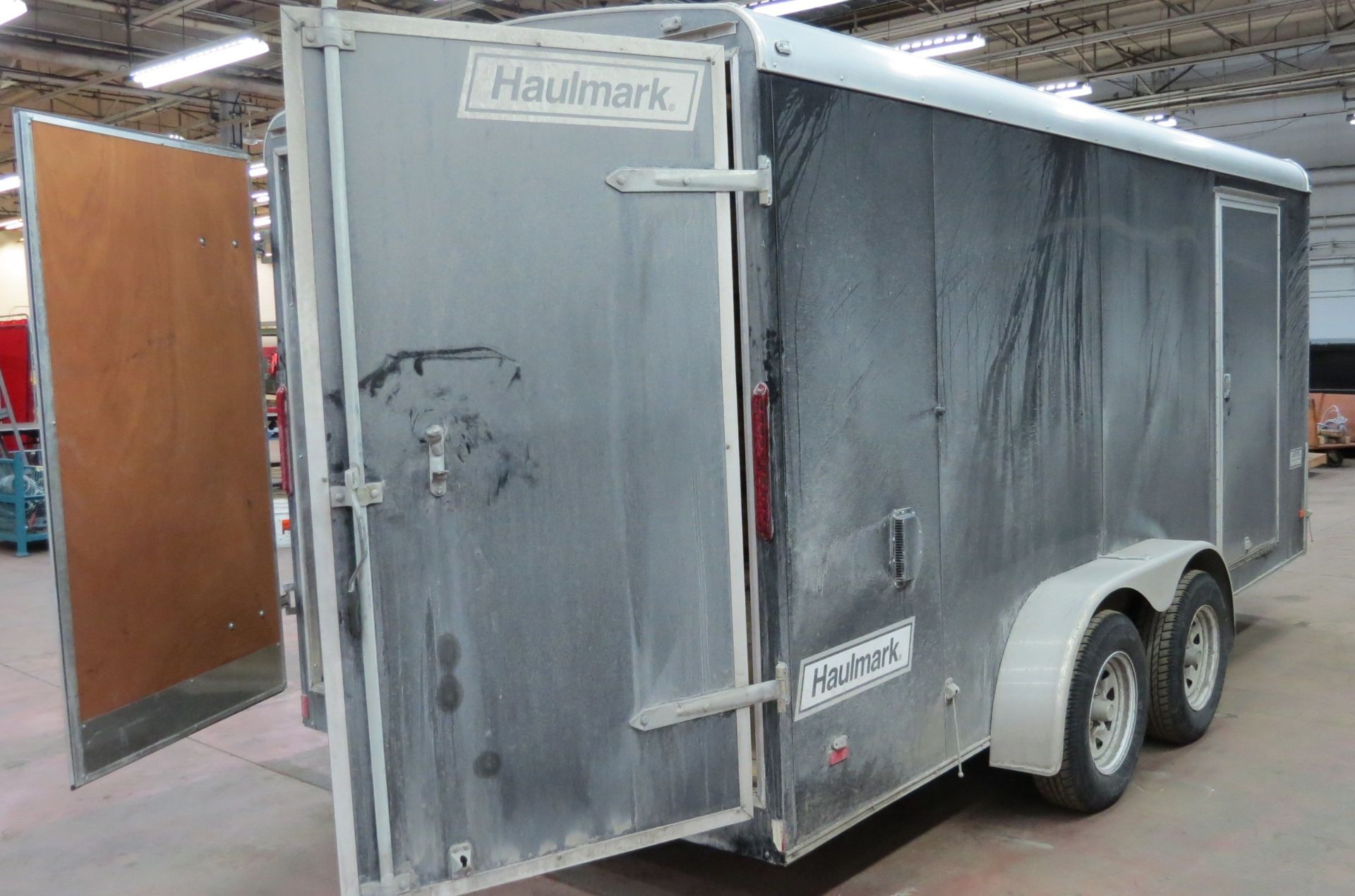 2013 Haulmark model KD7X16WT2 tandem axle enclosed trailer, 7,000 lbs capacity, side & rear doors - Image 4 of 4