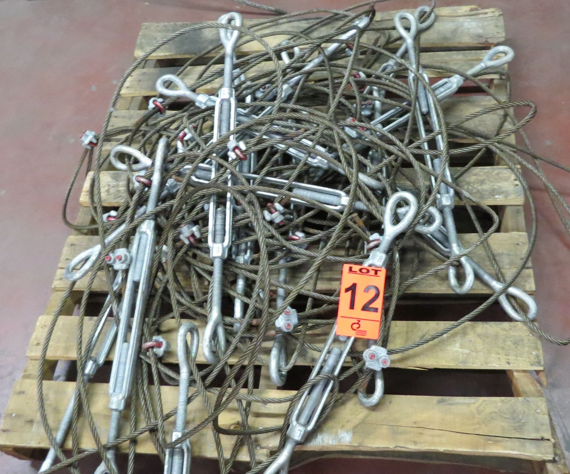 Lot Stowing cables