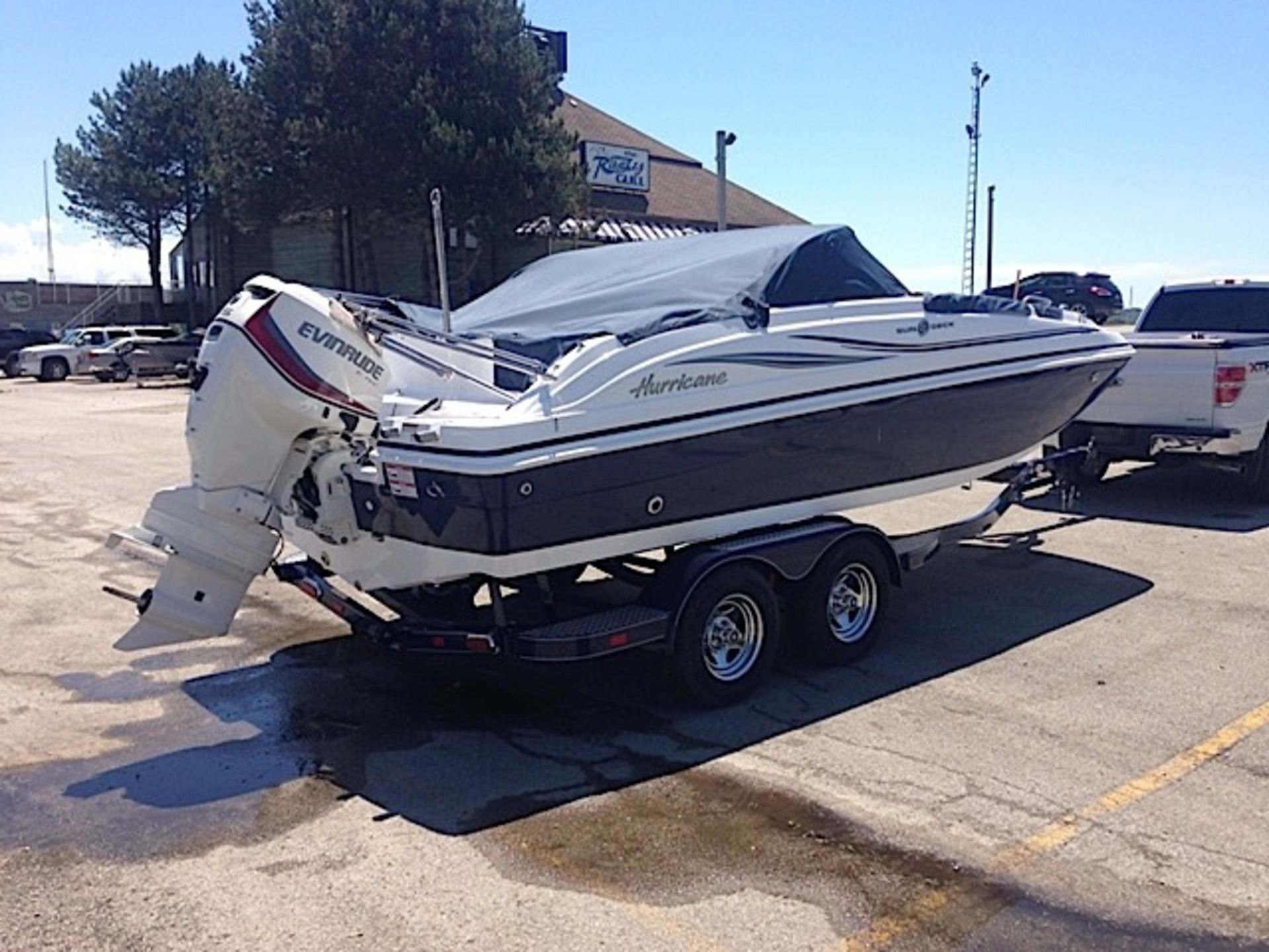 2014 HURRICAN SUNDECK (187) OUTBOARD BOAT WITH TRAILER - NEVER SEEN WATER  (NOT INCLUDING MOTOR) - Image 2 of 6