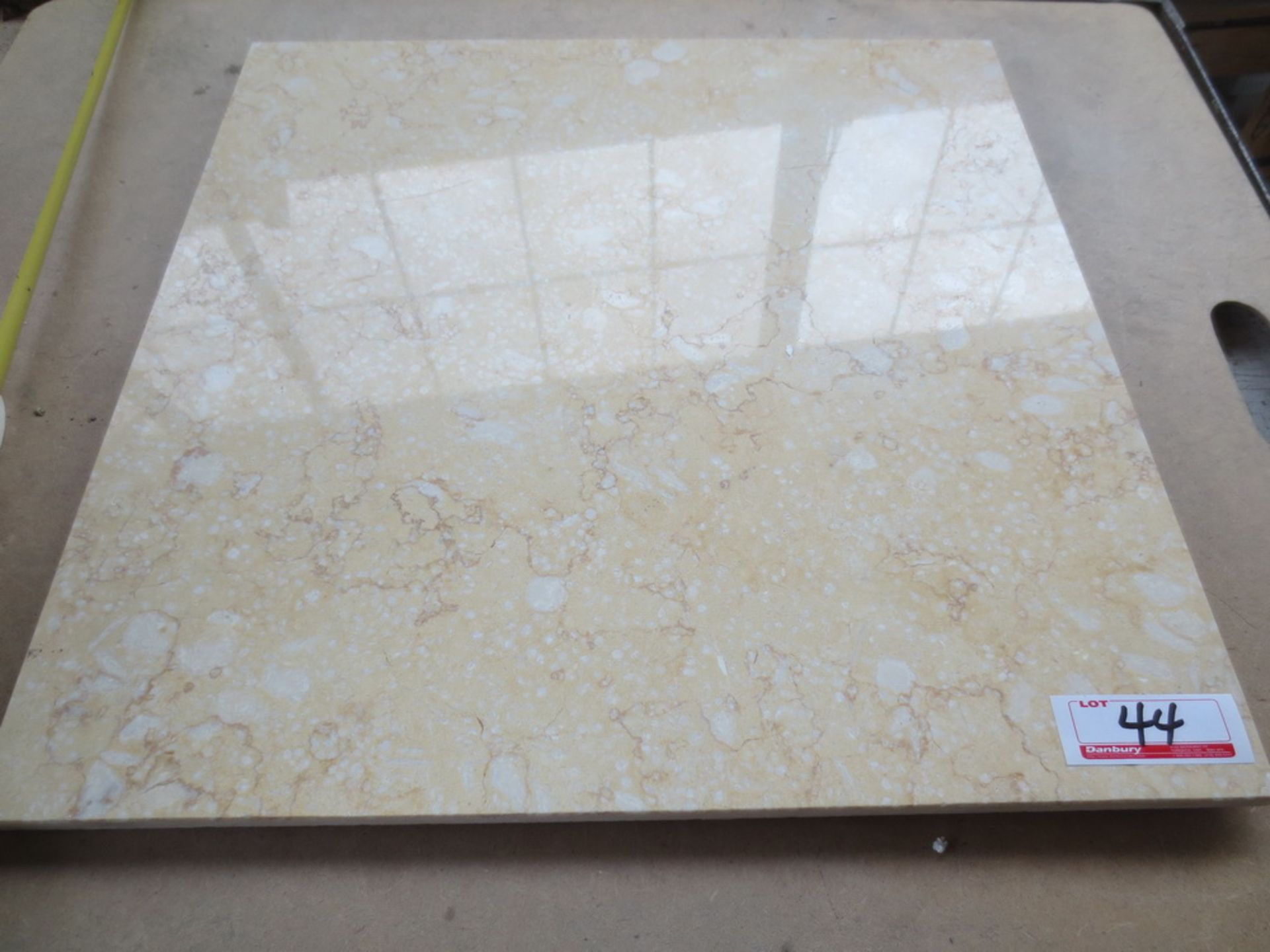 252 - SQ. FT. FLEUR GOLD APPROX 18X18 GRANITE TILE 14 BOXES