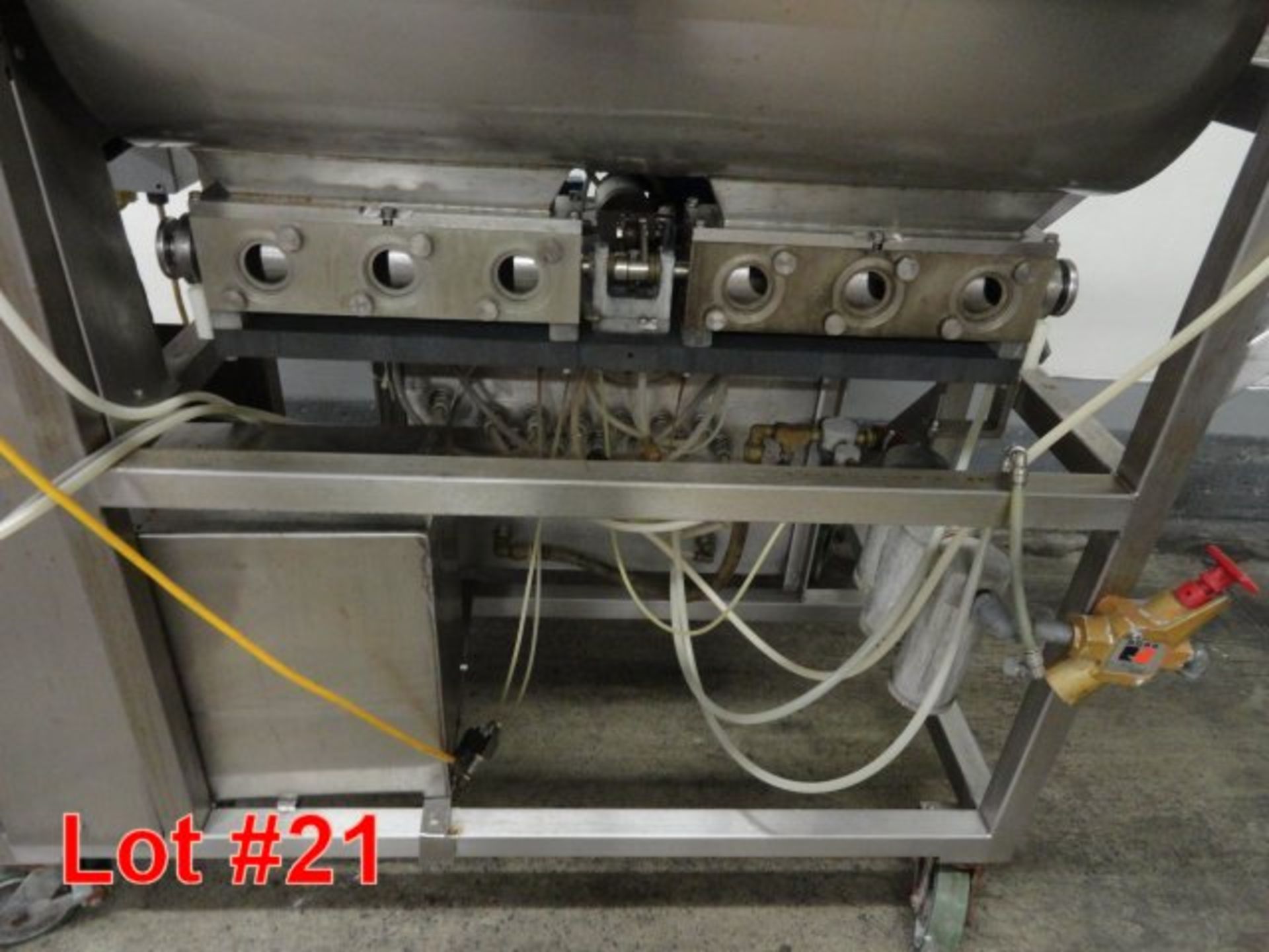 RAQUE 6-PISTON FILLER WITH AGITATED HOPPER, MOUNTED ON PORTABLE BASE. MD# PF - Image 3 of 4