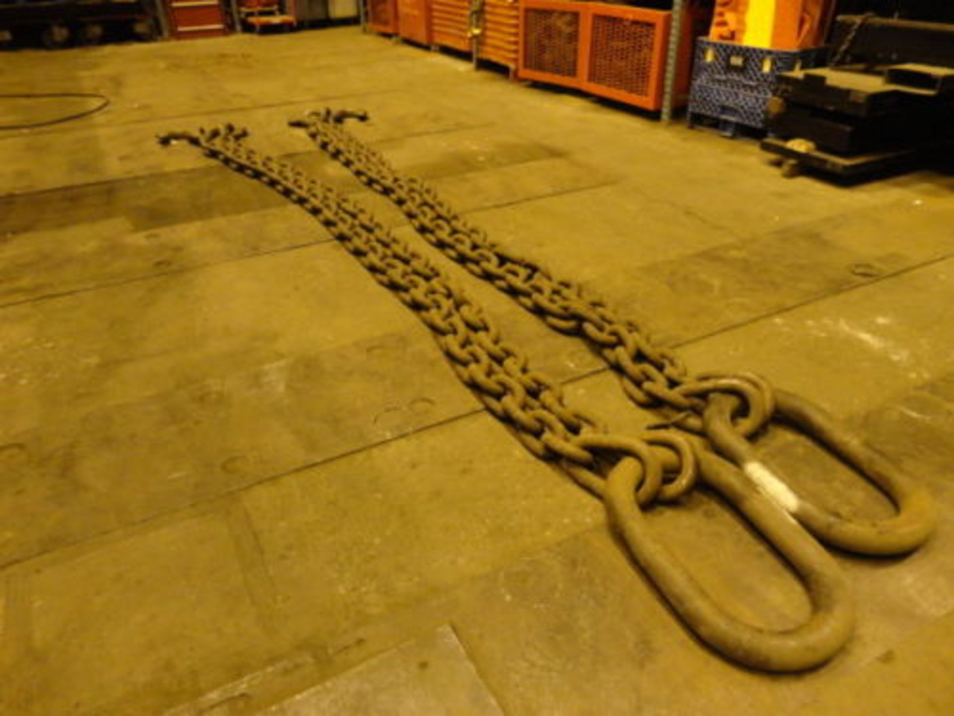 Large 4 Way Lifting Chain 18ft Long x 346,000 lbs - Image 4 of 4