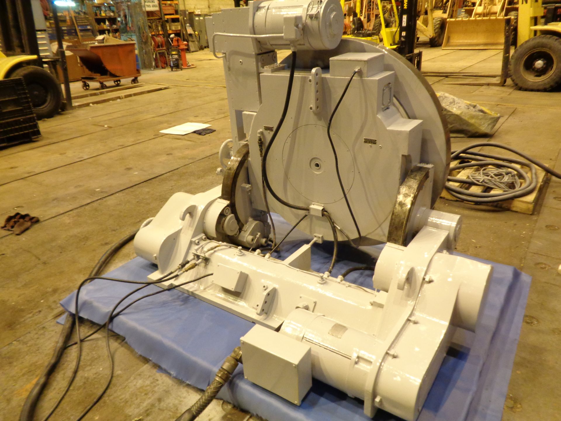 Knight 4th & 5th Axis Tilting Rotary Table 48in Dia - 50,000 lbs Capacity - Image 4 of 12