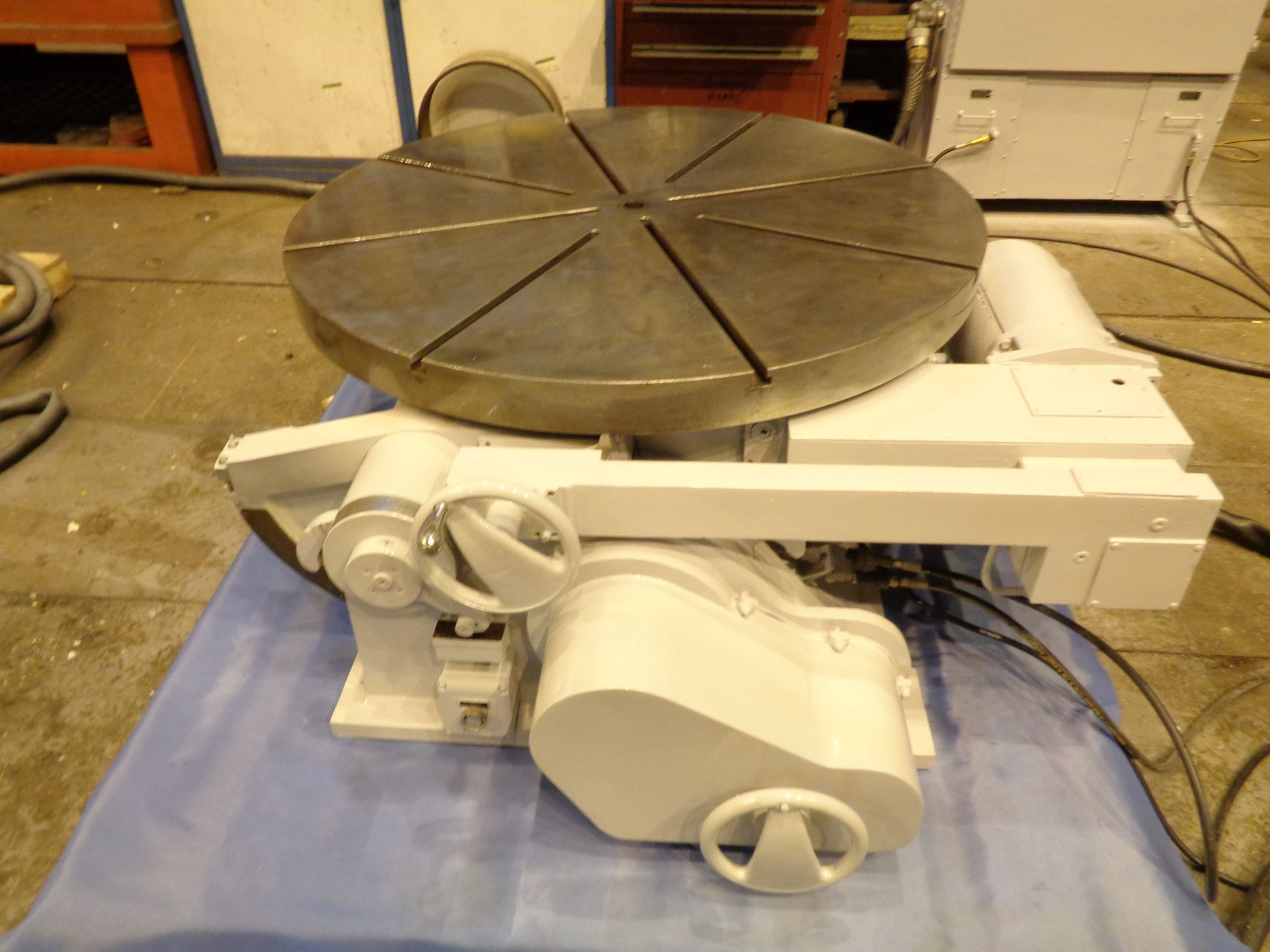 Knight 4th & 5th Axis Tilting Rotary Table 48in Dia - 50,000 lbs Capacity - Image 9 of 12