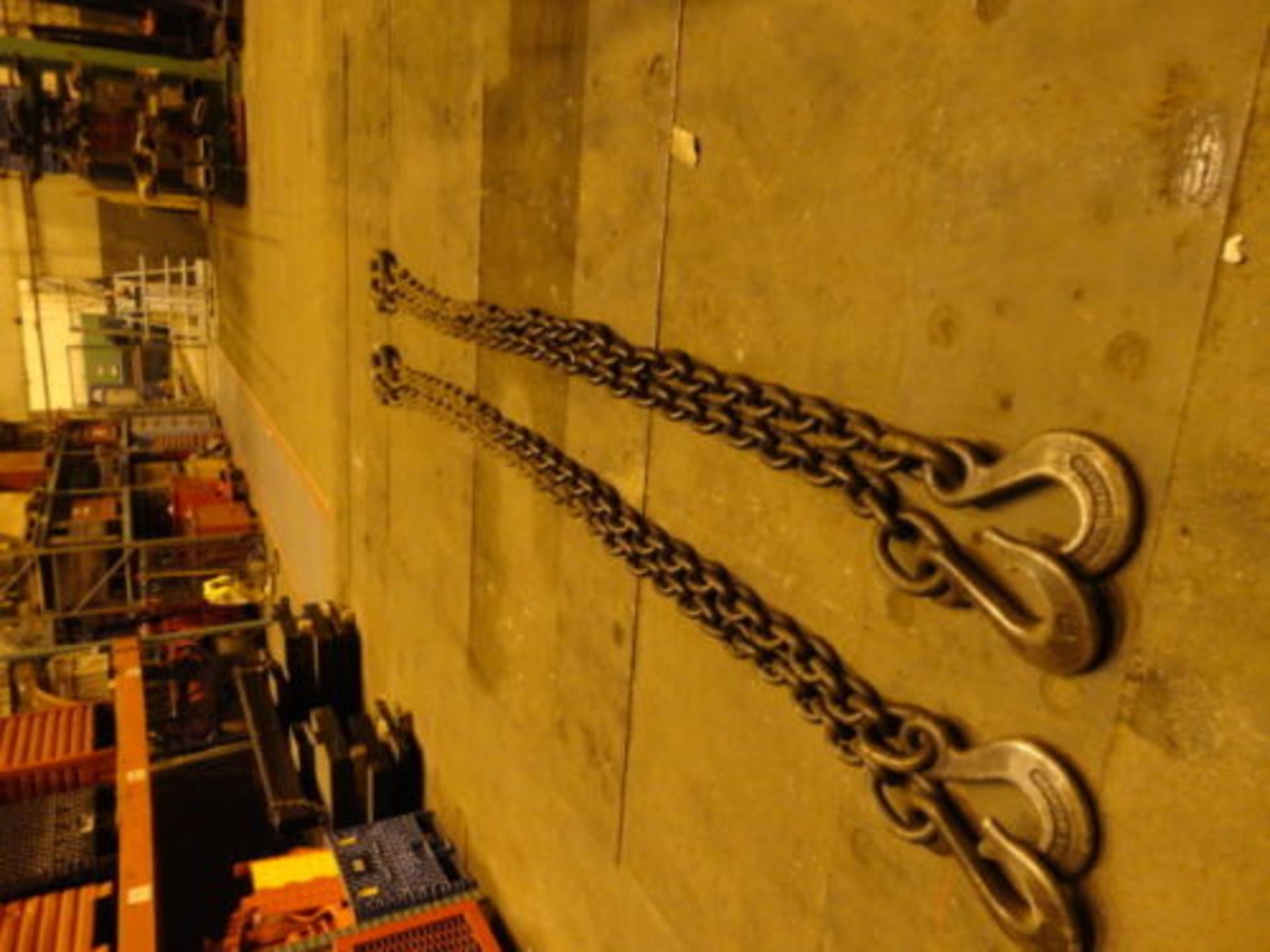 Large 4 Way Lifting Chain 16ft Long x 199,000 lbs - Image 2 of 3