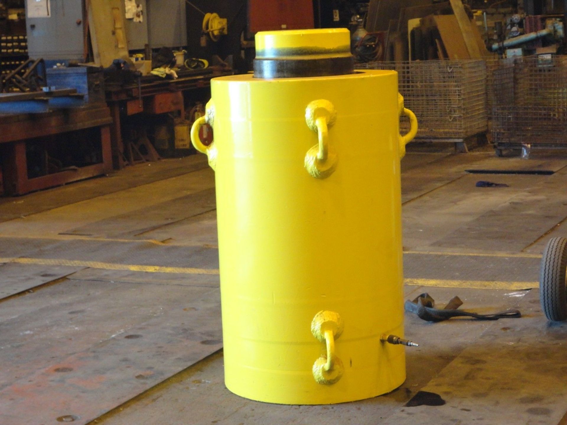 750 Ton Hydraulic Cylinder