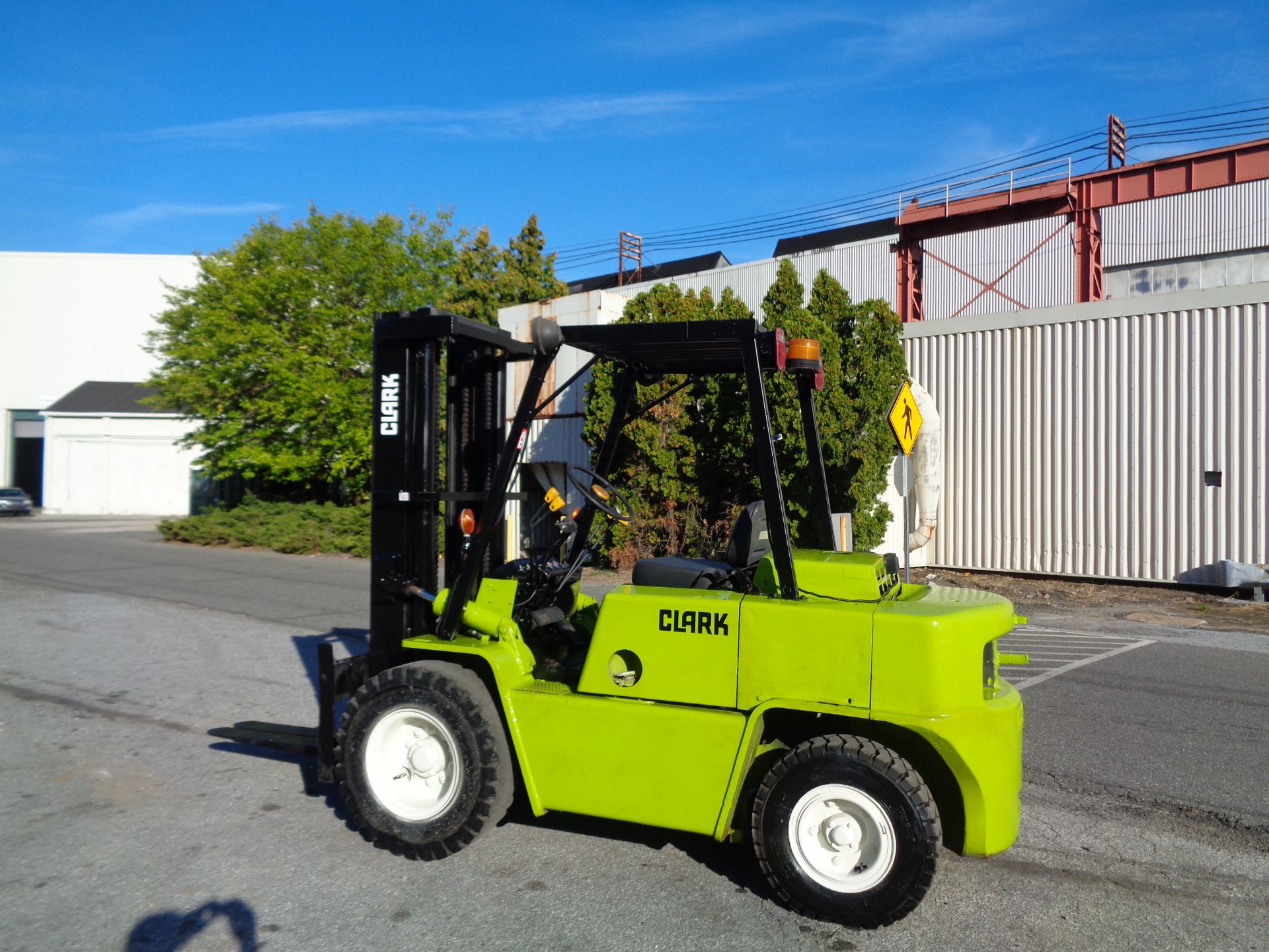 Clark C500-YS80 8,000 LBS Pneumatic Forklift - Image 11 of 11
