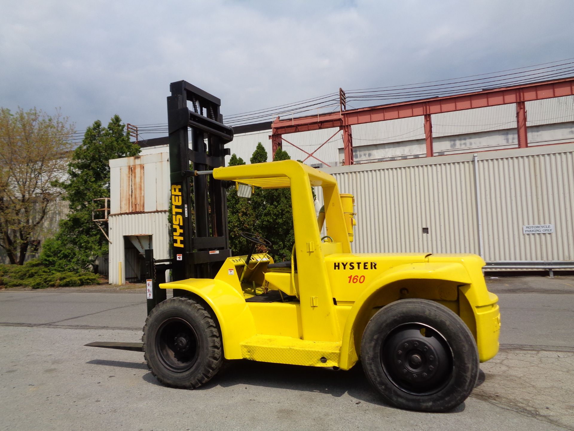 Hyster 16,000 lbs Forklift - Image 2 of 3