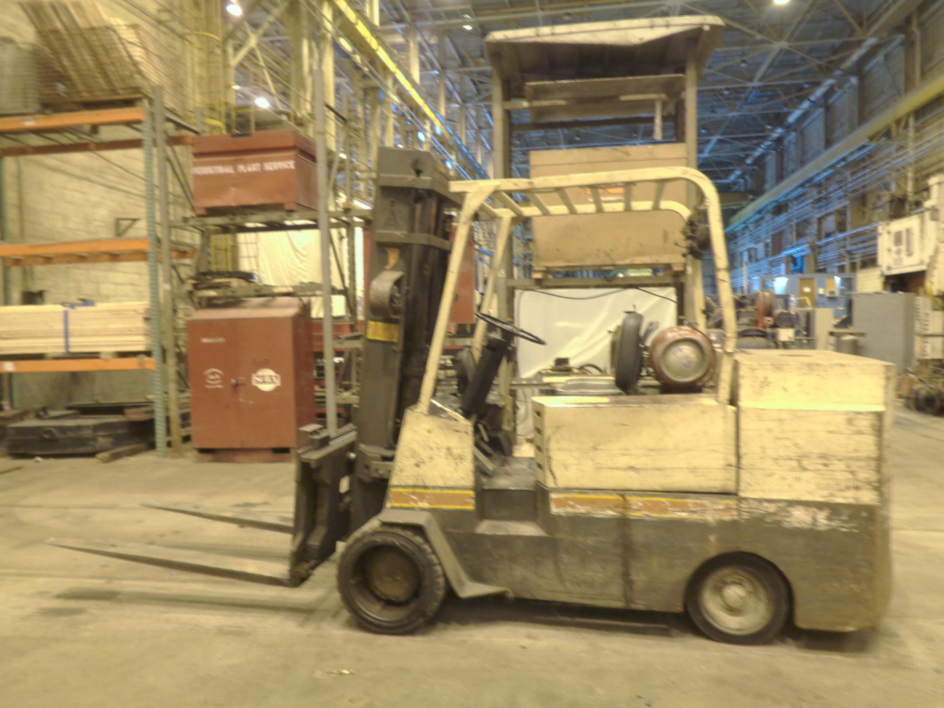 Allis Chalmer 12,000 lbs Forklift - Side Shift