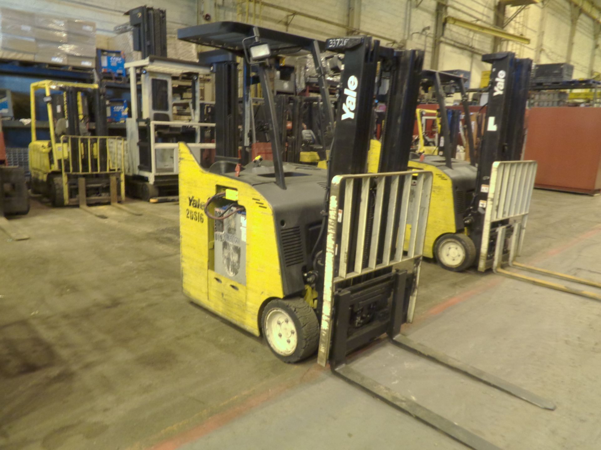 2008 Yale Electric 3,000 lbs Forklift -Triple Mast - Side Shift