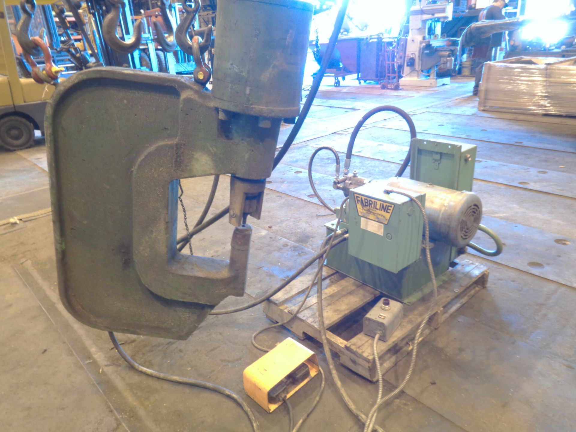 Peddinghaus Fabriline Hydraulic Portable Punch with Power Pack - Image 3 of 9