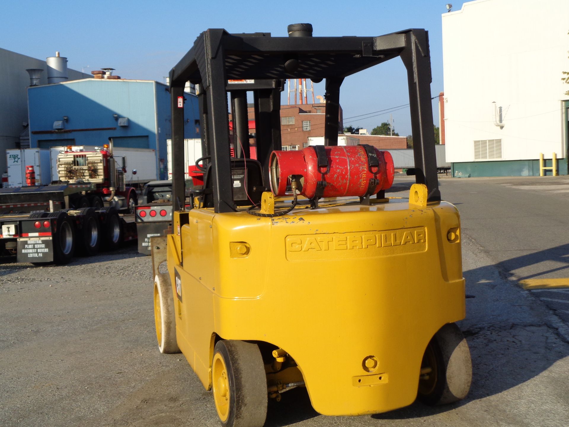 Caterpillar T200 20,000 lbs Cushion Tire Forklift - Image 5 of 11