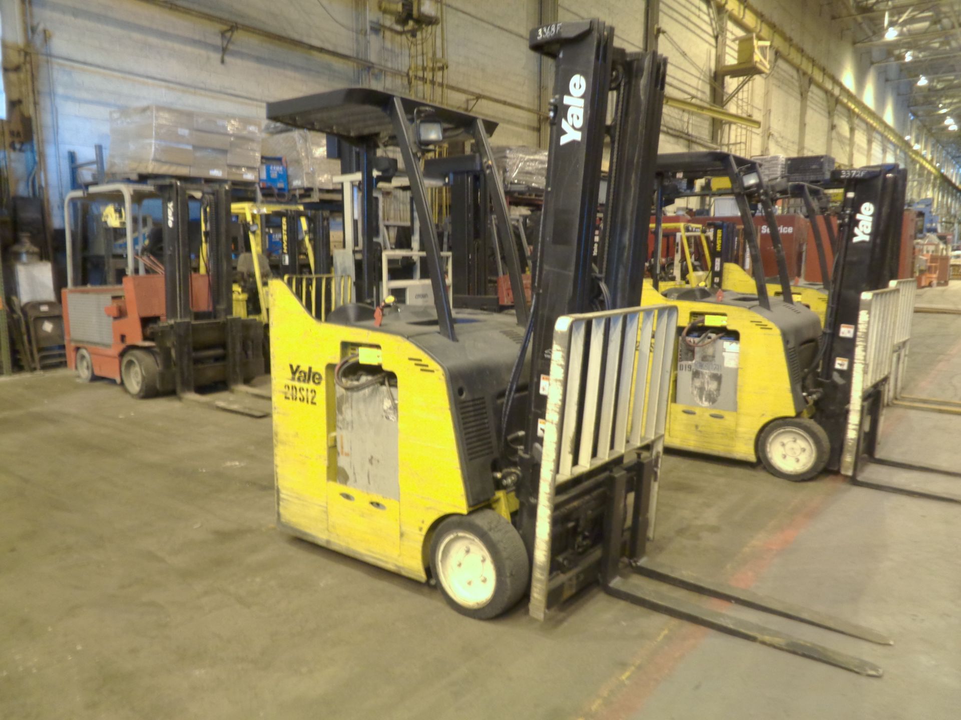 2008 Yale Electric 3,000 lbs Forklift -Triple Mast  - Side Shift