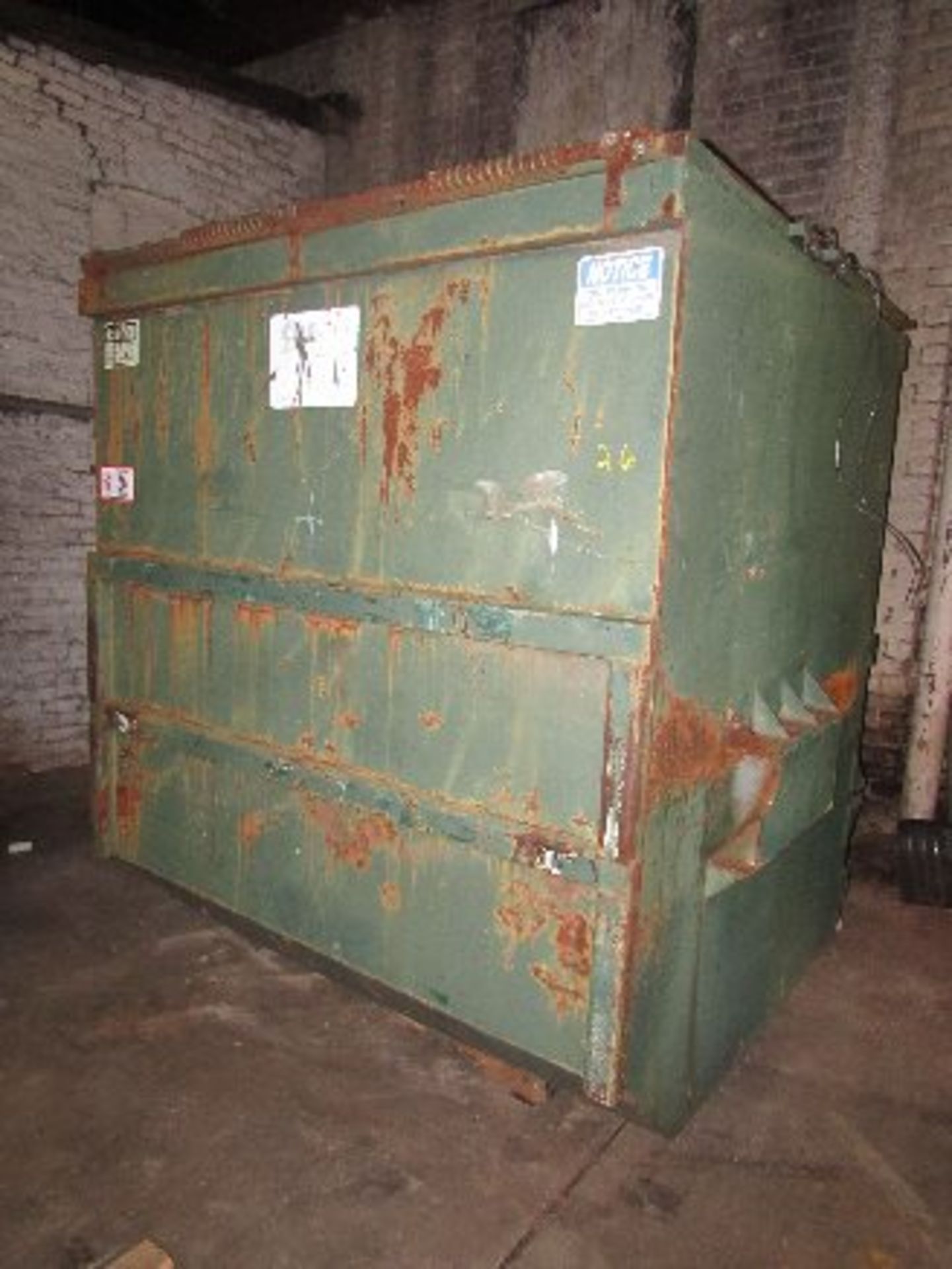 8-Yard Dumpster, Front Load