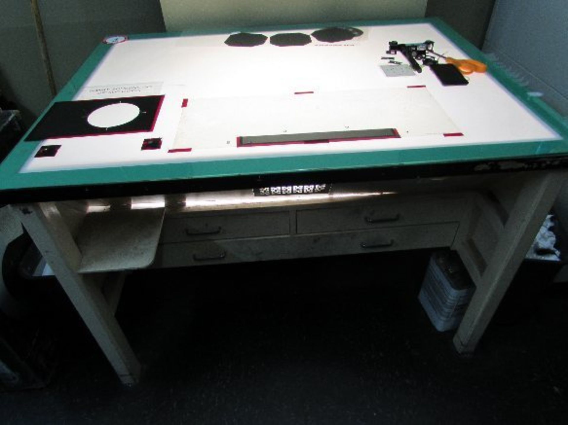 2005 Hanky Light Table, 36" x 48" - Image 2 of 2