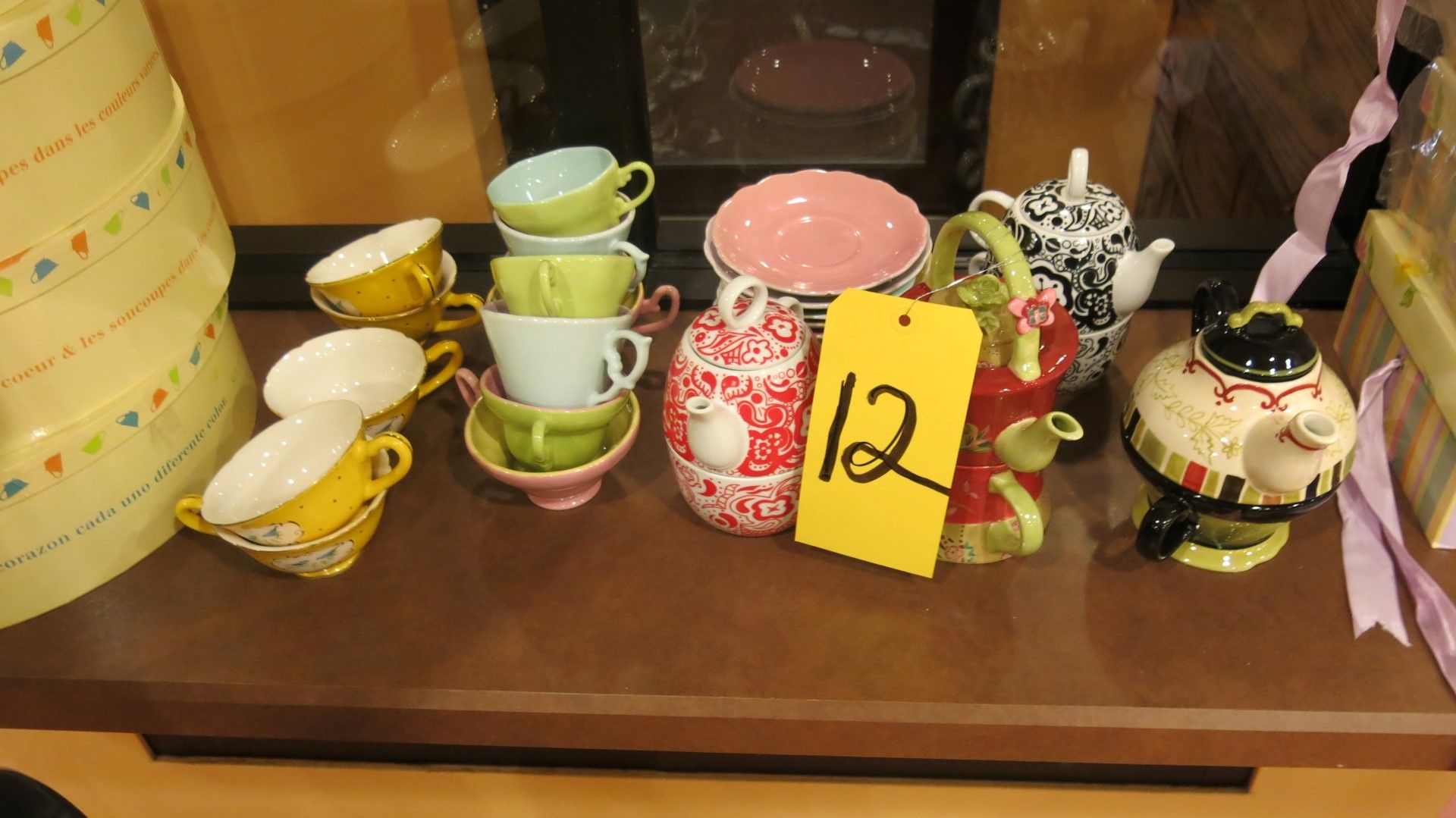 Decorative Tea Serving Assortment