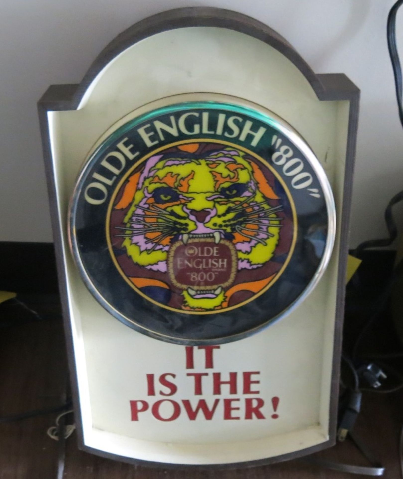 Old English 800 Sign