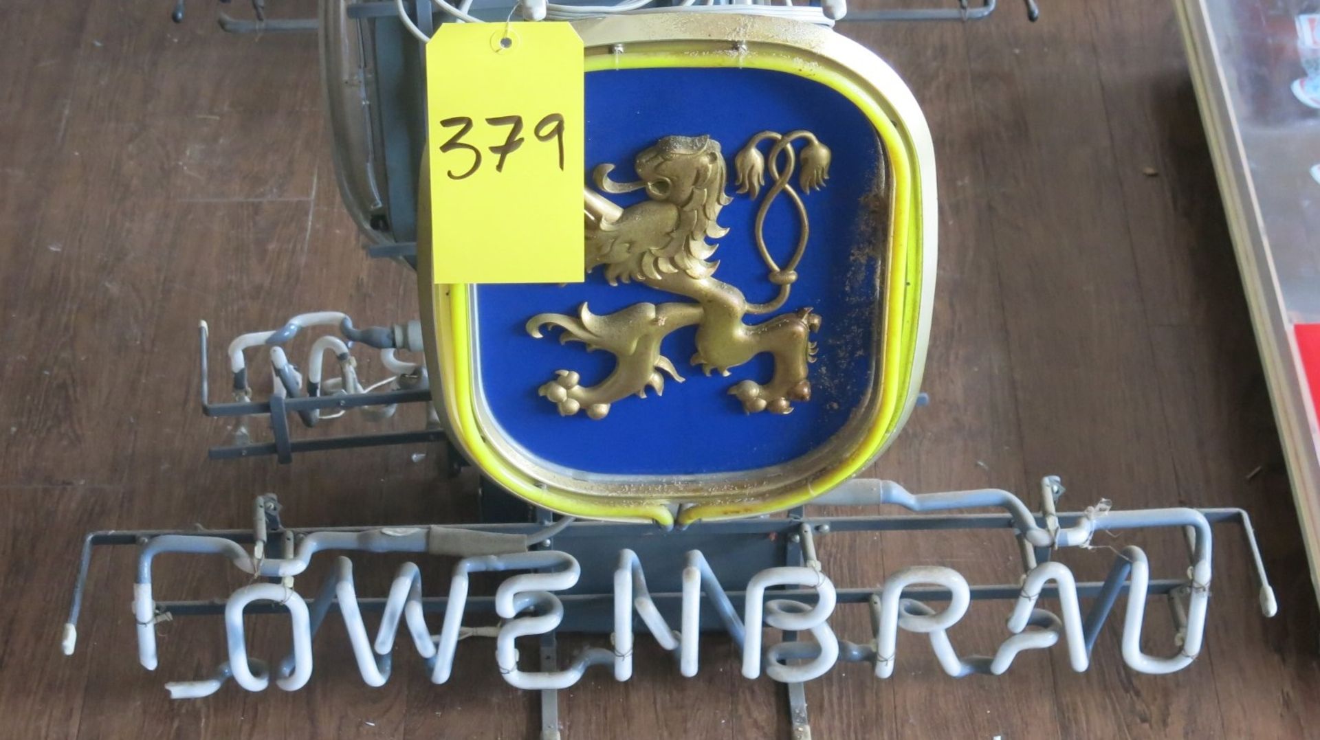 Lowenbrau  Sign (not working)