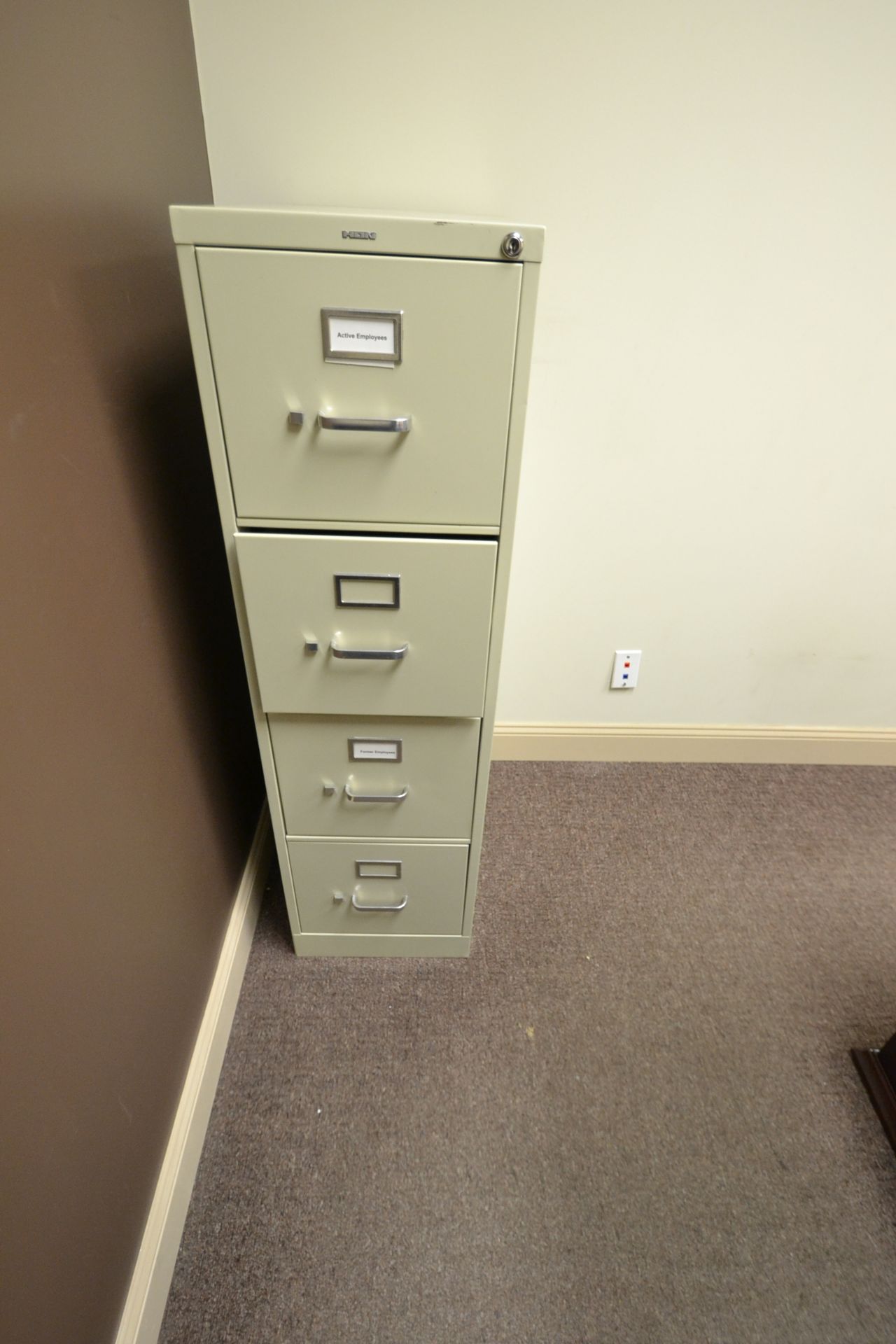 CONTENTS OF OFFICE, L-SHAPED DESK, WOOD, 5 DRAWER, 6'X81", W/ COMPUTER CHAIR, 4 DRAWER FILING - Image 3 of 3