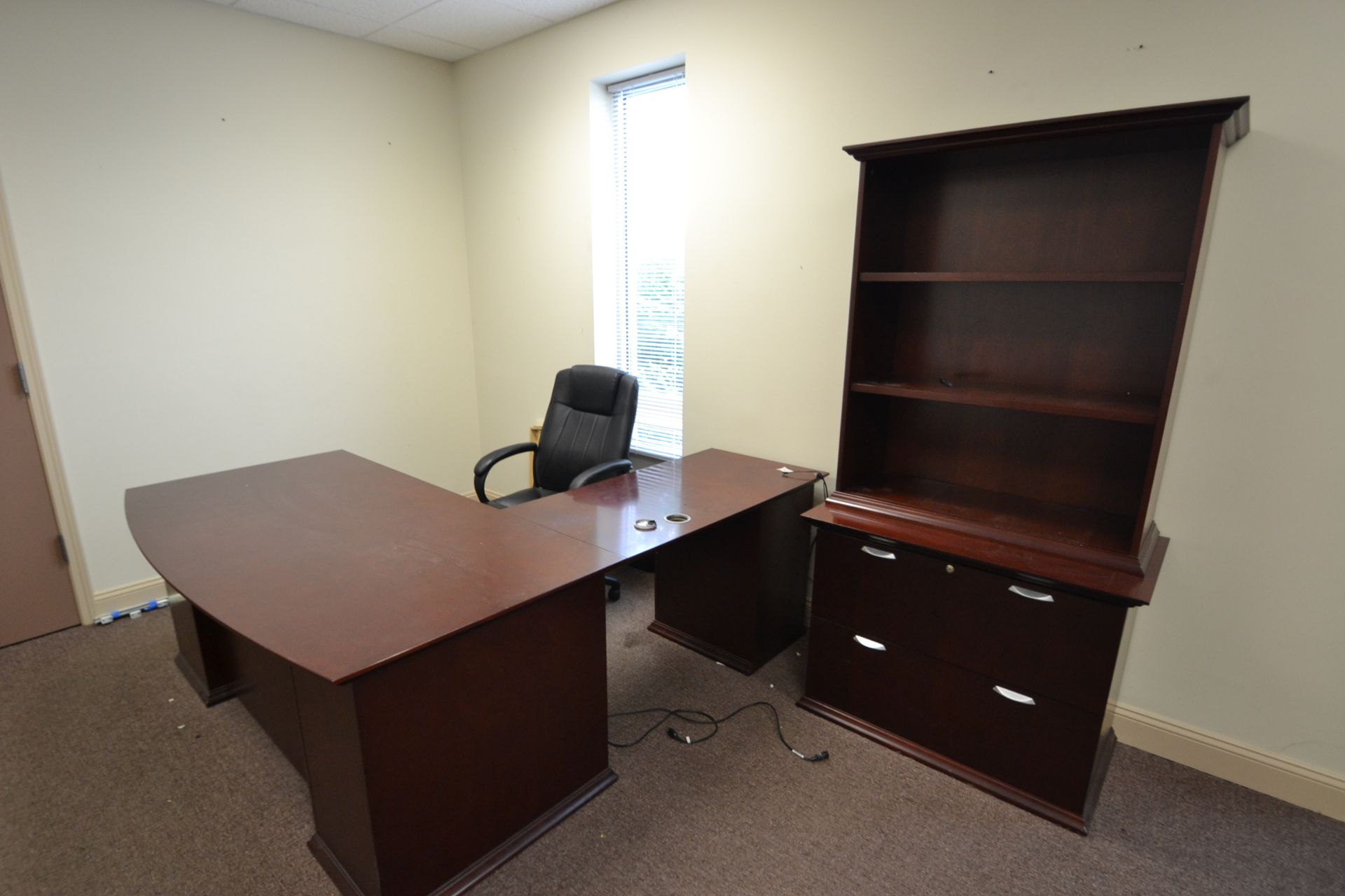 CONTENTS OF OFFICE, L-SHAPED DESK, WOOD, 5 DRAWER, 6'X81", W/ COMPUTER CHAIR, BOOK CASE 2 DRAWER, (