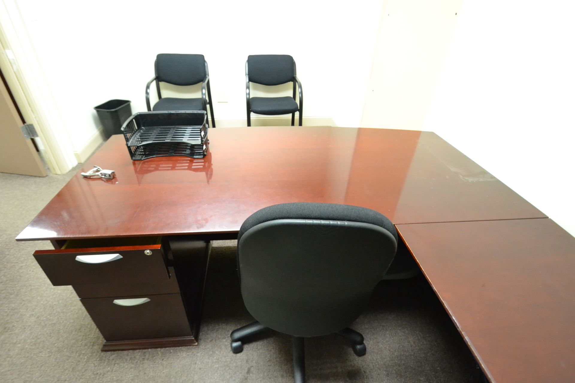 CONTENTS OF OFFICE, L-SHAPED DESK, WOOD, 5 DRAWER, 6'X81", W/ COMPUTER CHAIR, 4 DRAWER FILING - Image 2 of 3