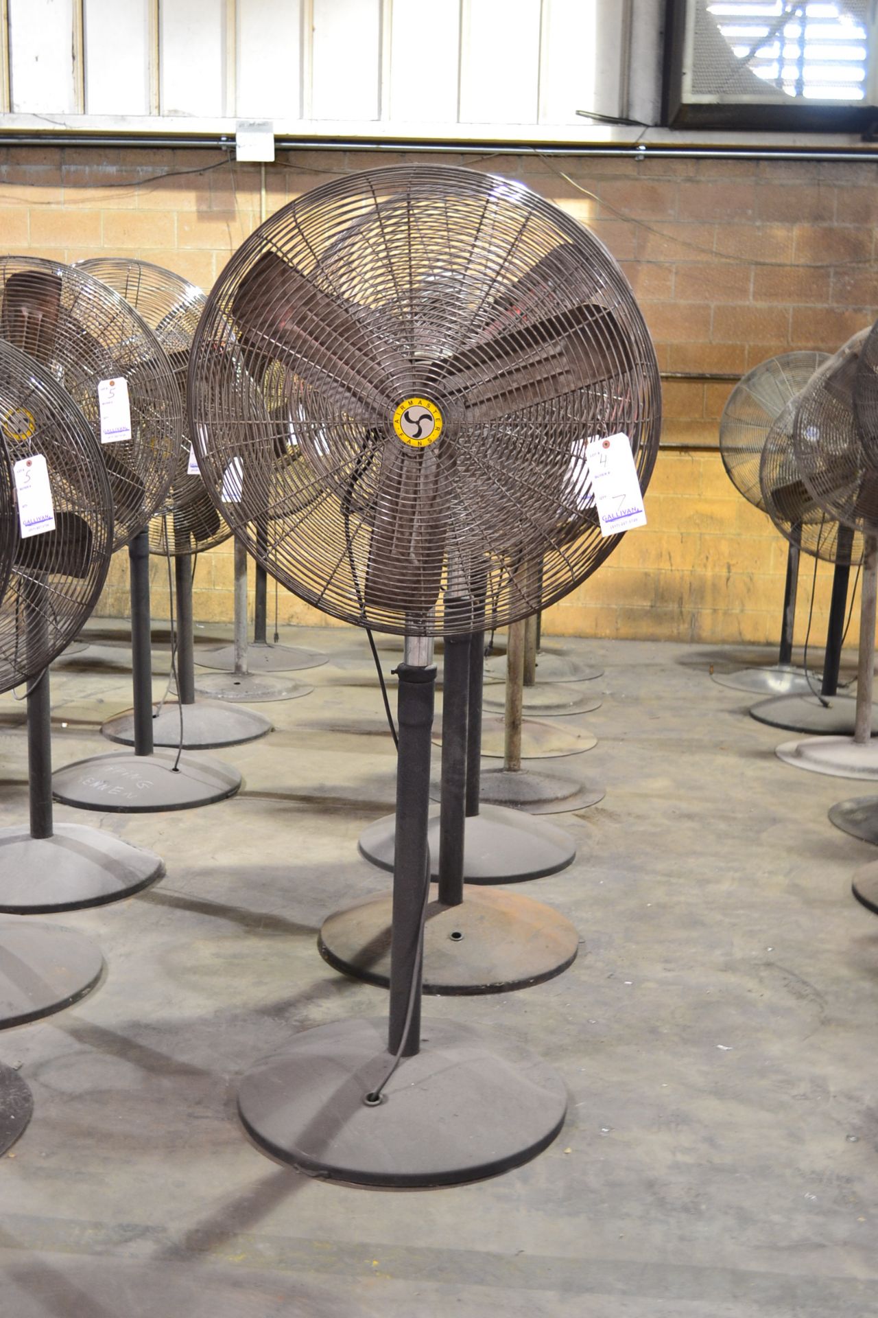 PEDESTAL FAN, 34"