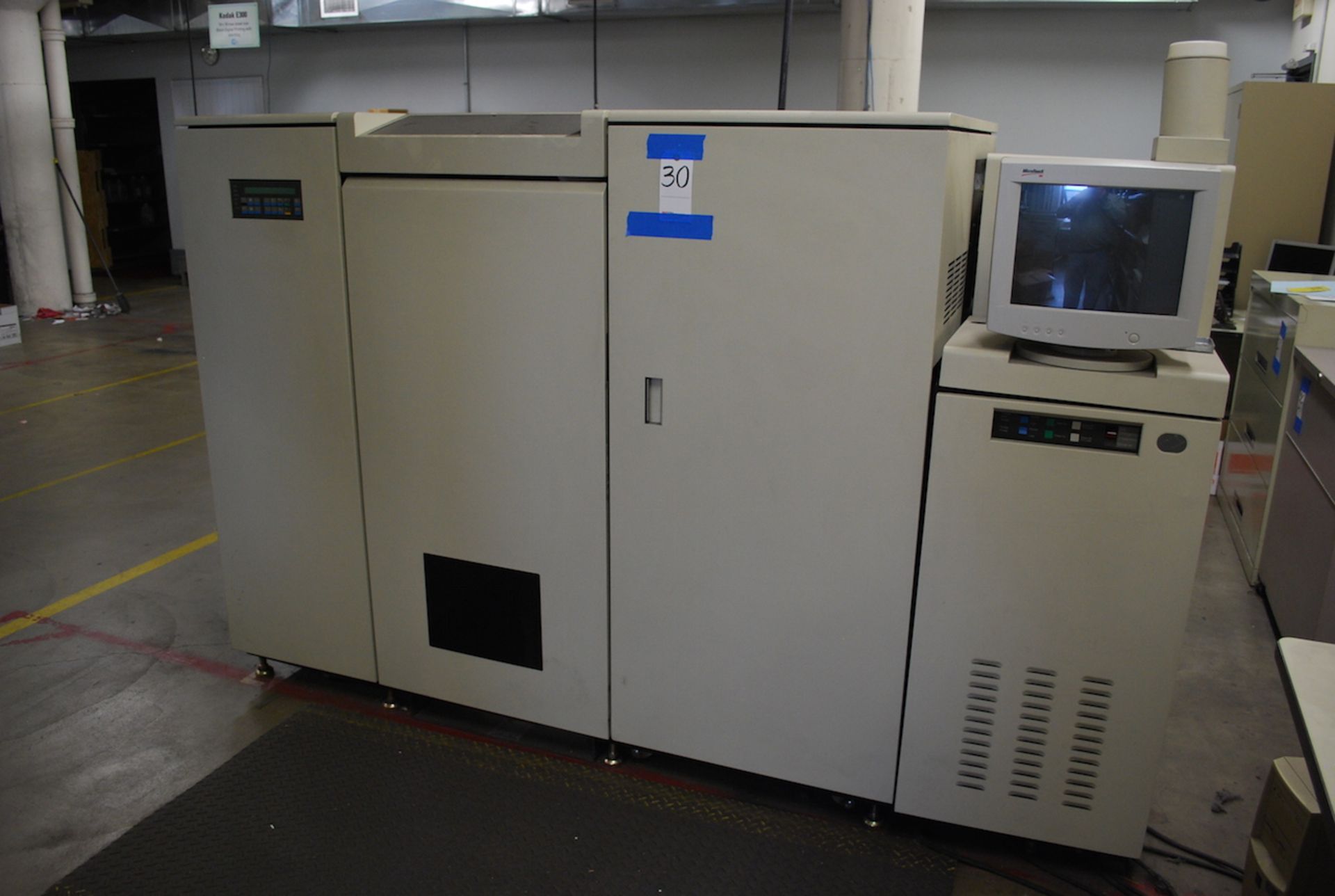 IBM 3900 0W1 MODEL LB16PA5 LASER PRINTER: S/N 01-50021 (1994)